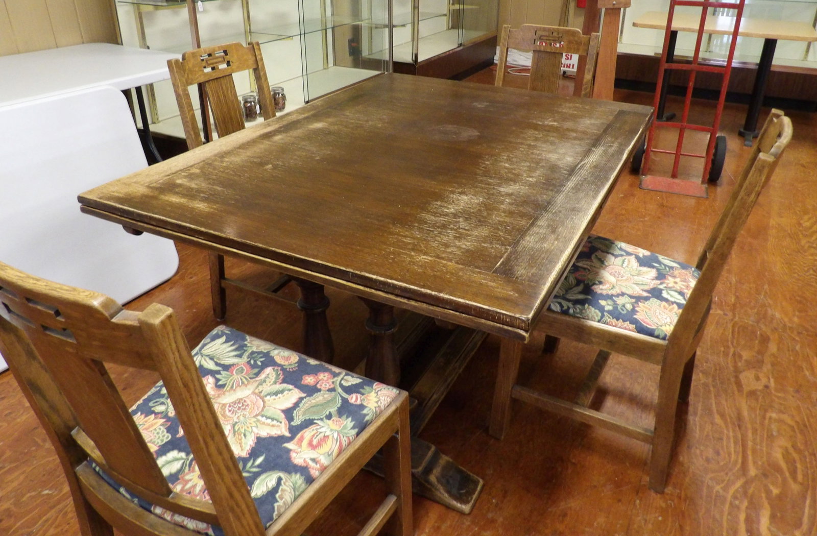Solid Oak Draw-Leaf Dining Table (1 of 8)