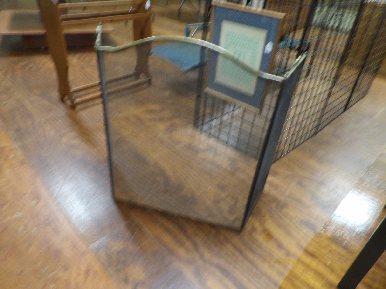 Early 20th Century Hammered Brass & Wire Fireplace Screen (1 of 4)