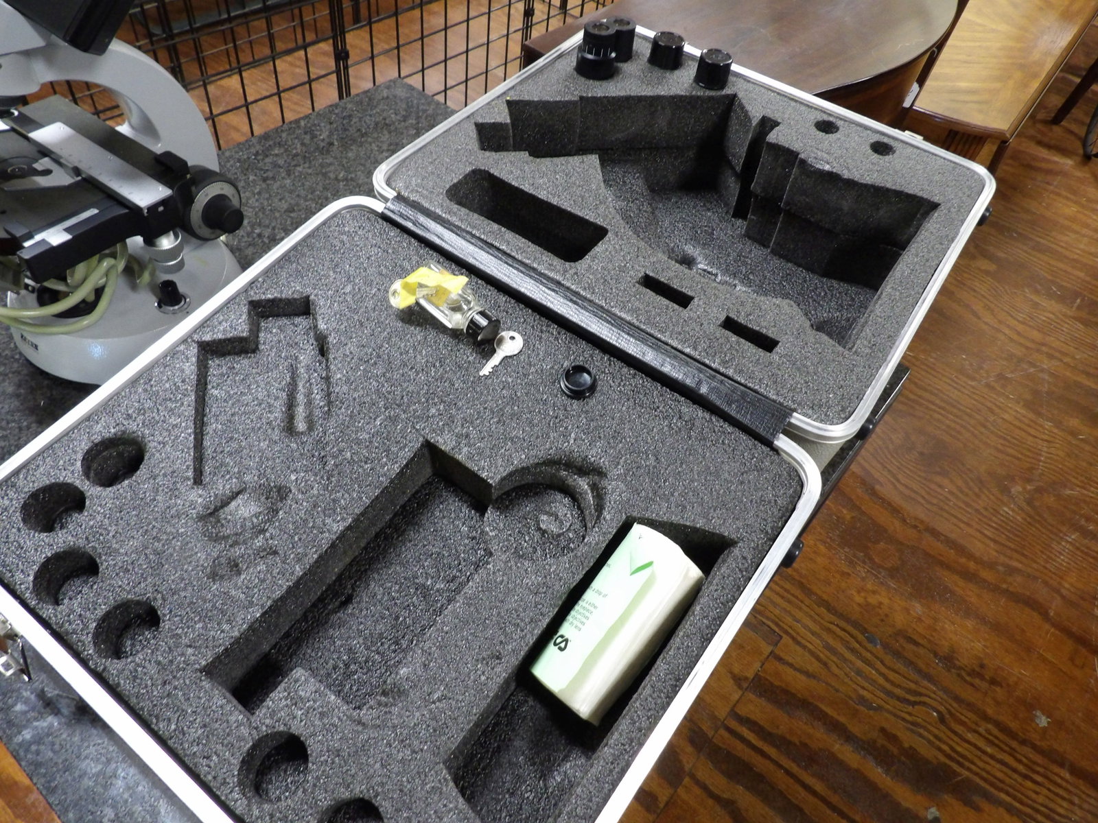 Zeiss Binocular Microscope with Hard Case - 8