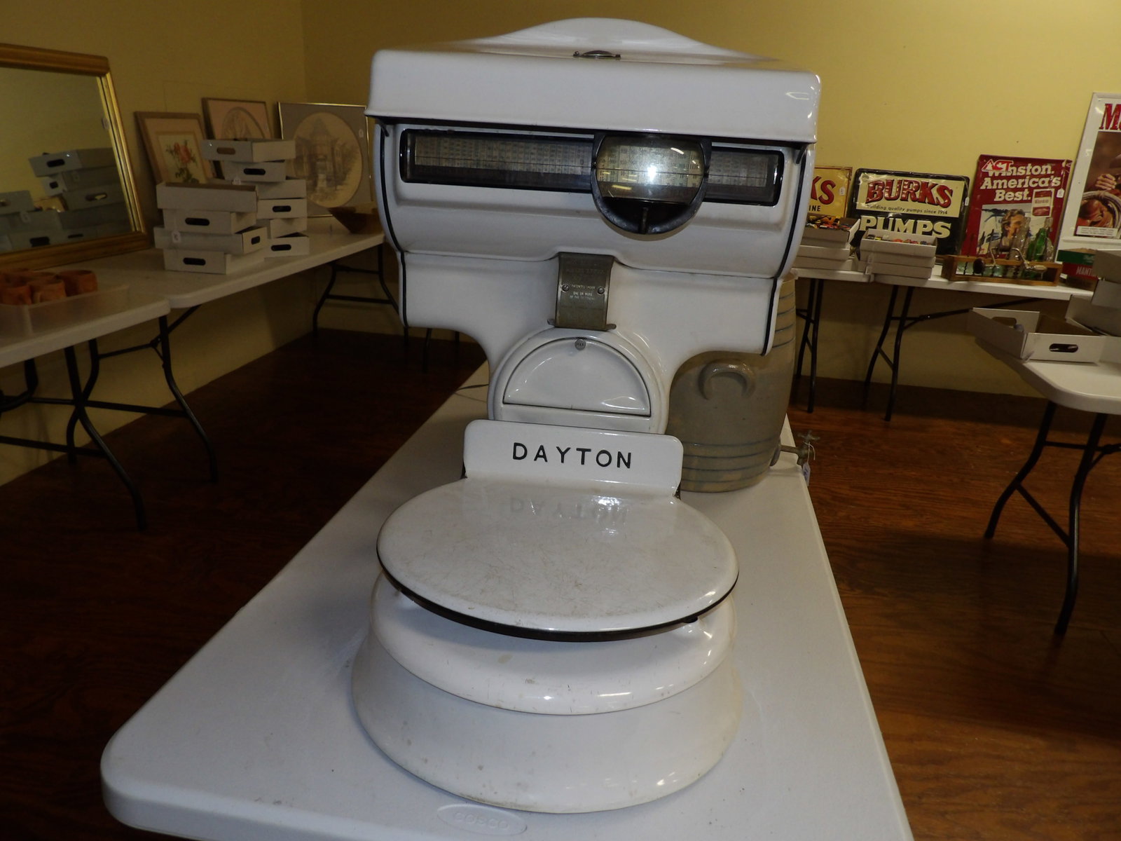 Antique Dayton Money Weight Scale: Antique Dayton Money Weight Scale with Lighted Magnifying Glass in White Enamel. Excellent Condition. All measurements approximate. Please see photos for condition and details. Selling as is from 0428