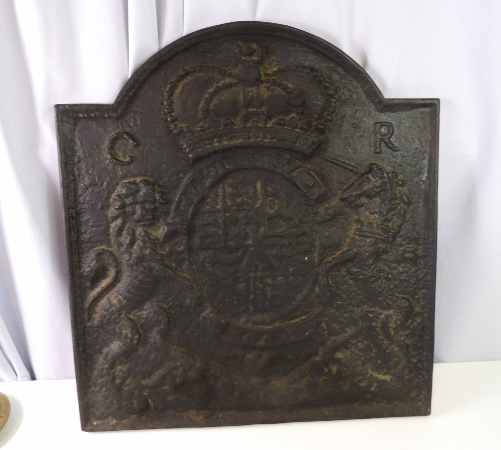 Cast Iron Fireback with Crown & Coat of Arms (1 of 4)