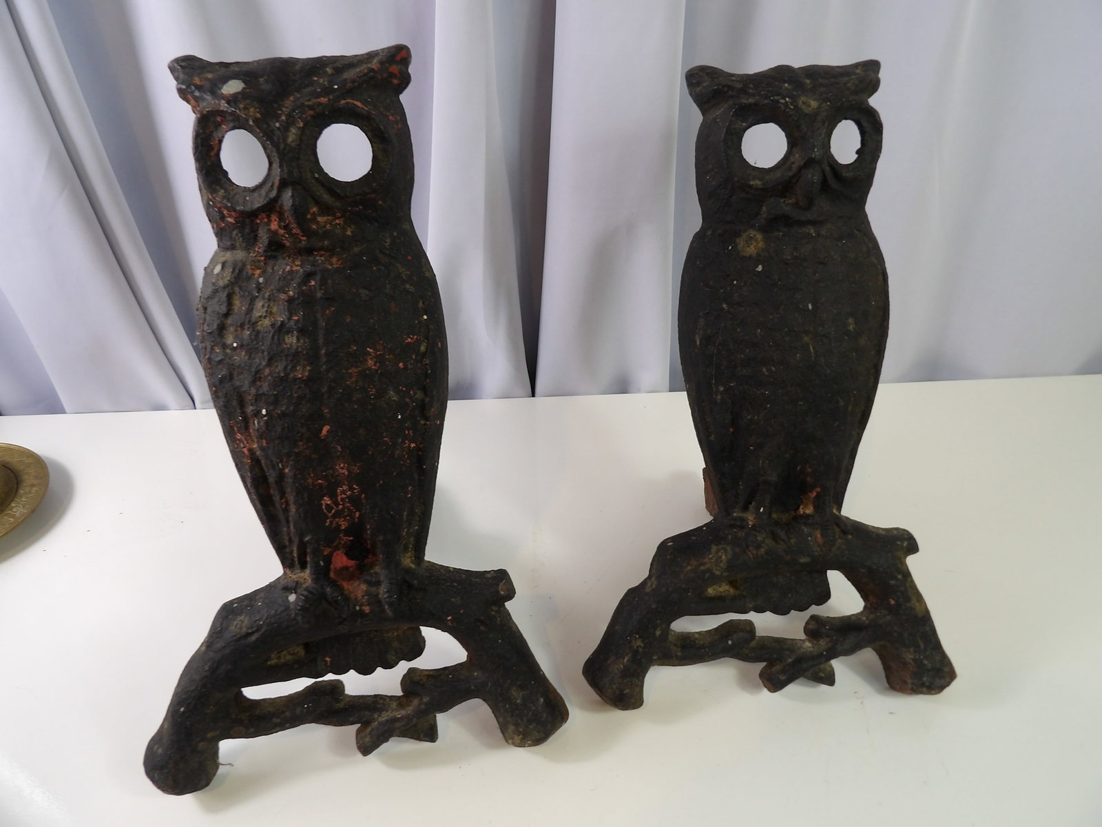 Vintage Pair of Cast Iron Owls Andirons (1 of 4)
