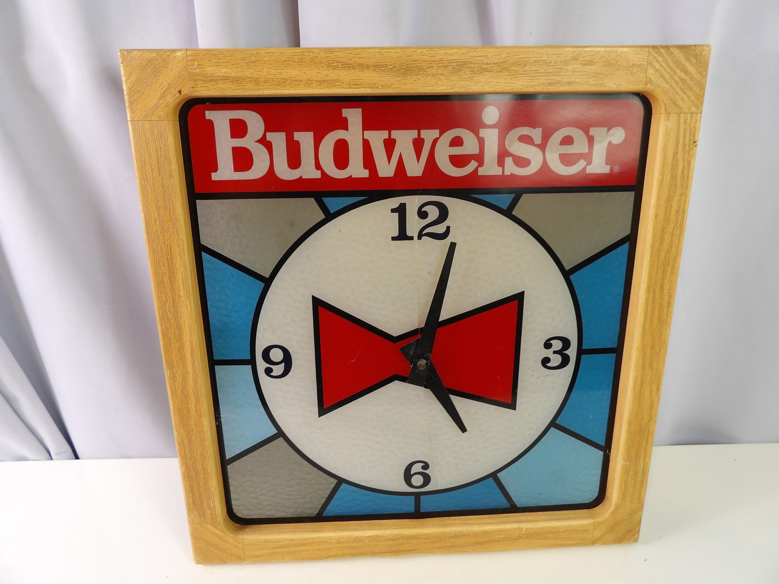 Budweiser Clock, Not Working: 16" X 17" Budweiser Clock. Not Working but Still a Nice Display Piece. All measurements approximate. Please see photos for condition and details. Selling as is from 04281.