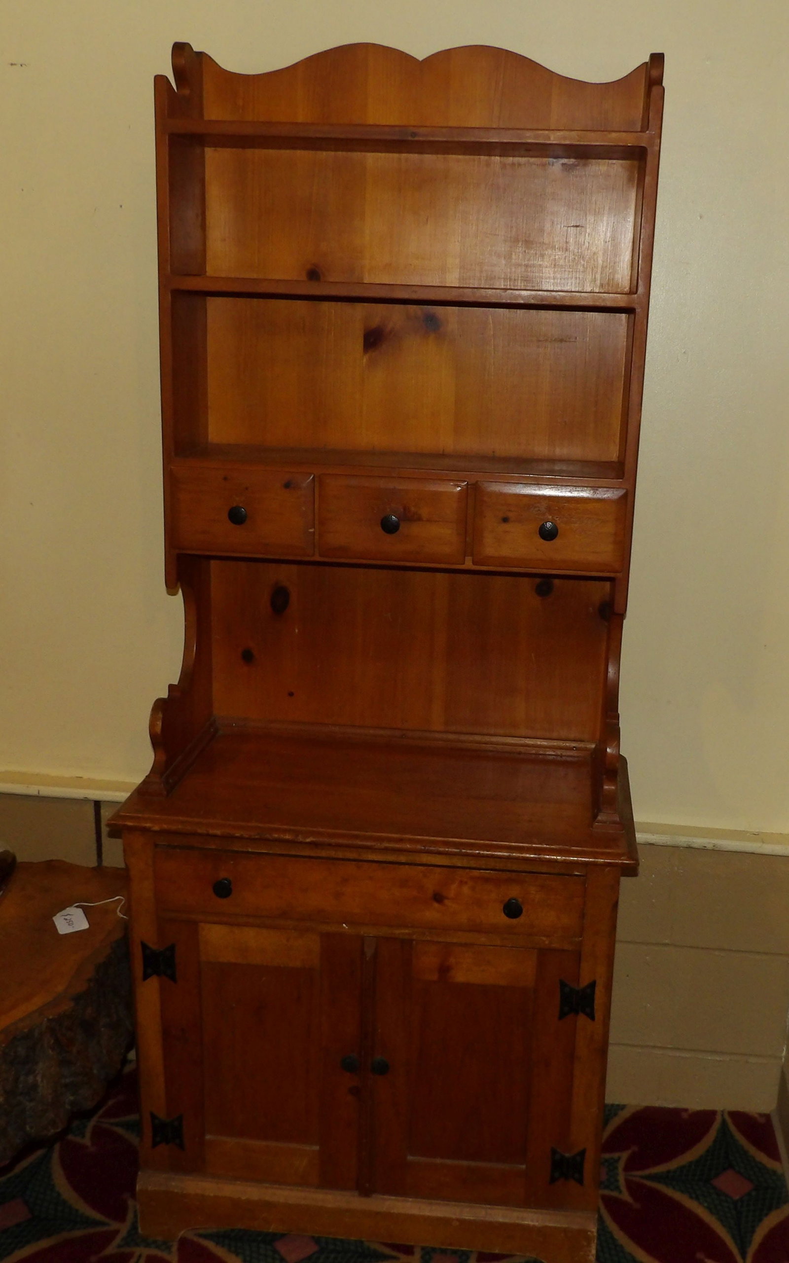 Vintage Pine Hutch (1 of 4)