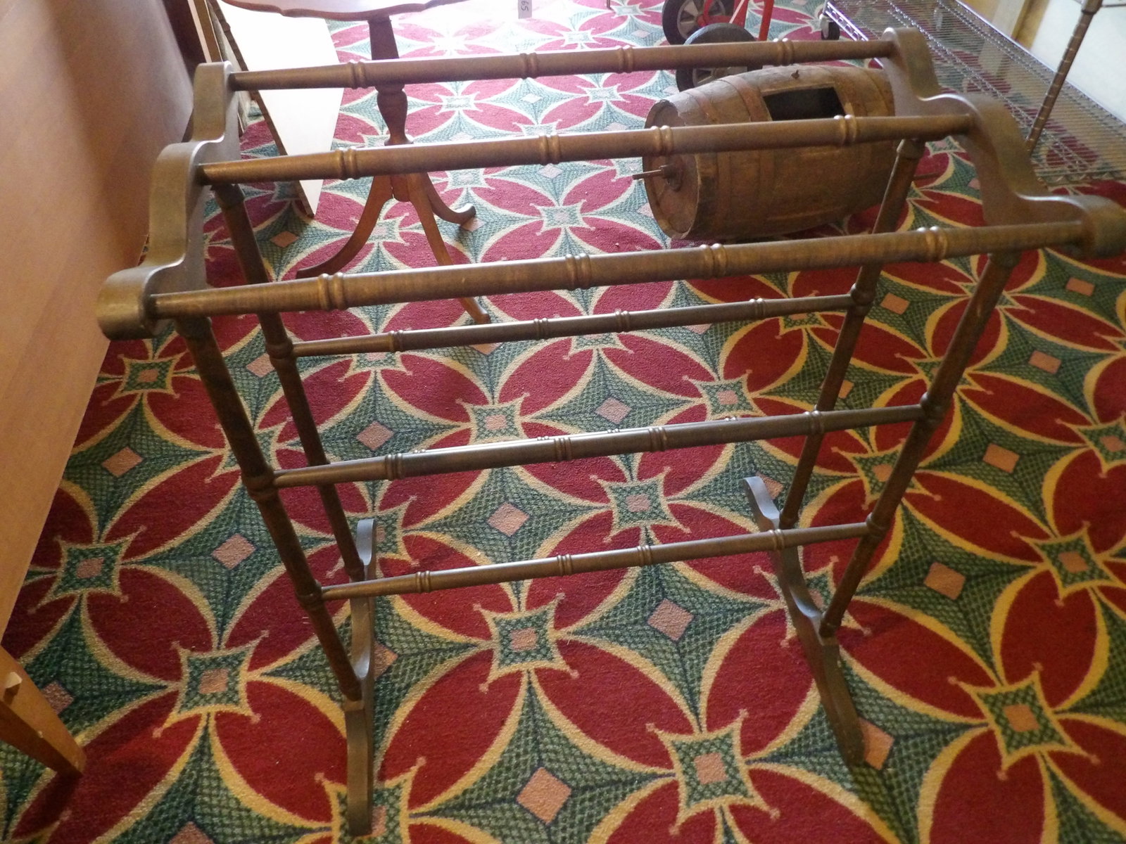 Vintage Victorian Style Wooden Towel Rack (1 of 3)