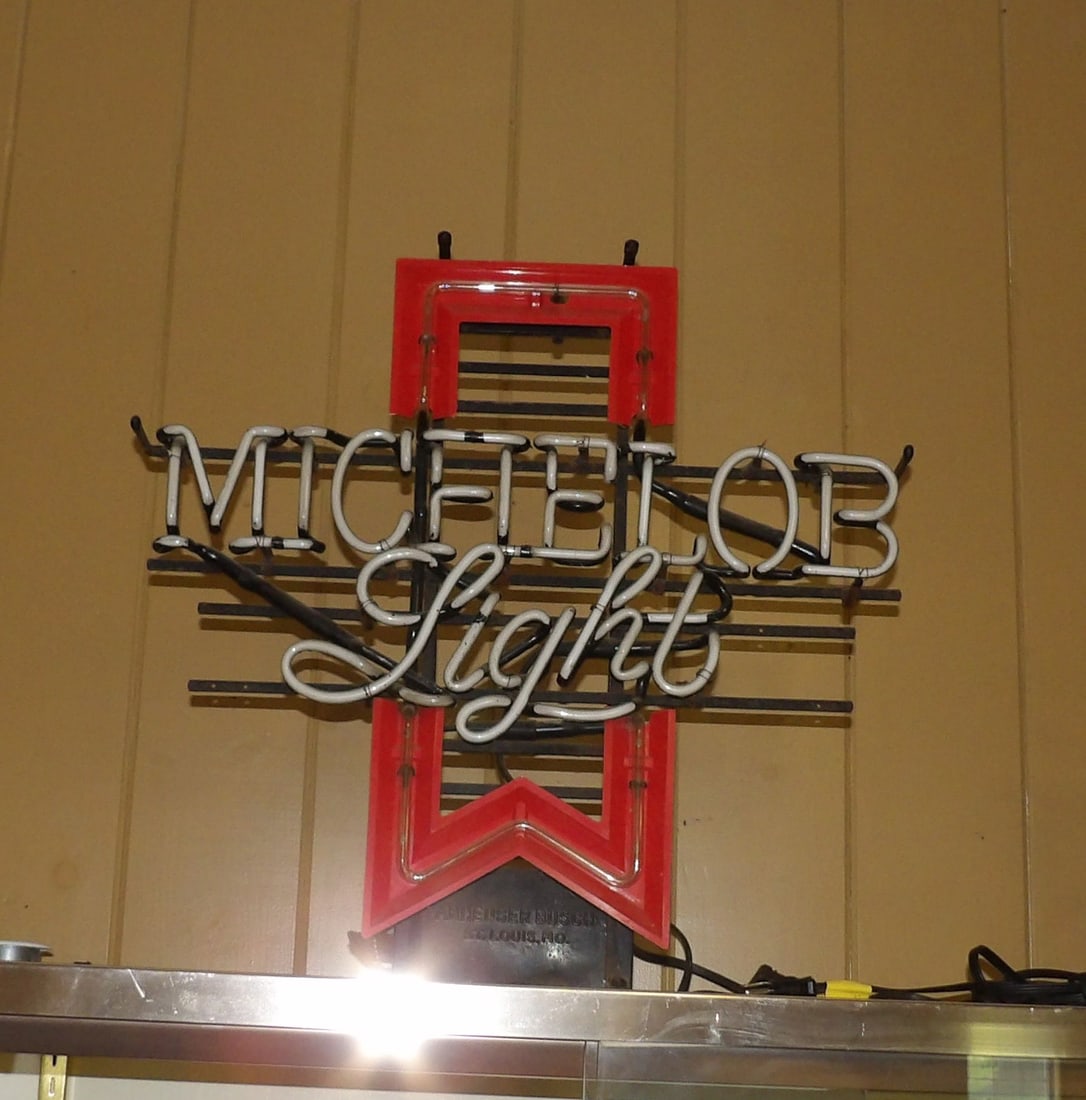Michelob Light Neon Sign: Michelob Light Neon Sign. Not Working. (Glass appears not broken and intact.) All measurements approximate. Please see photos for condition and details. Selling as is from 04281.