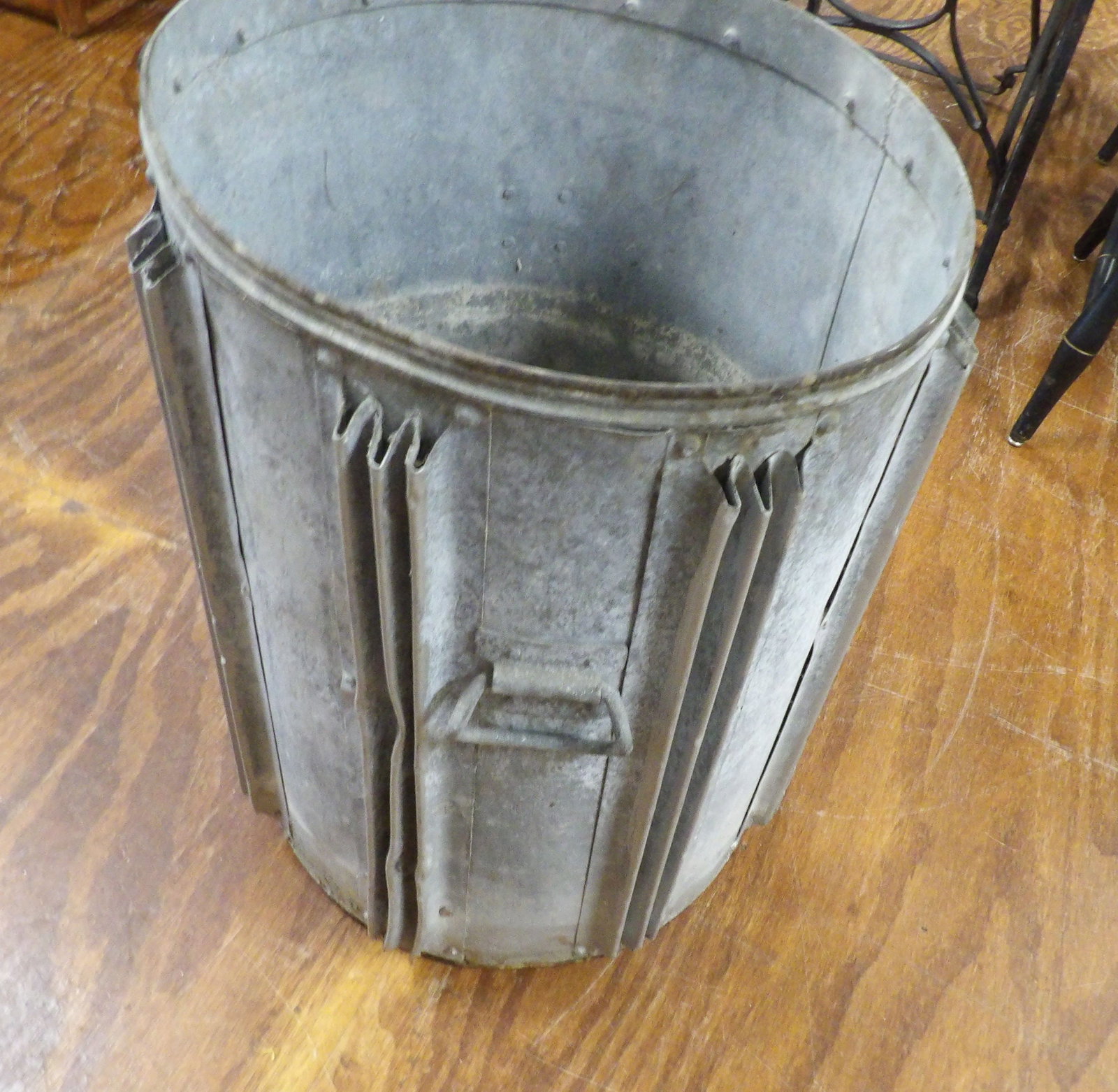Vintage Galvanized Industrial Trash Can (1 of 4)