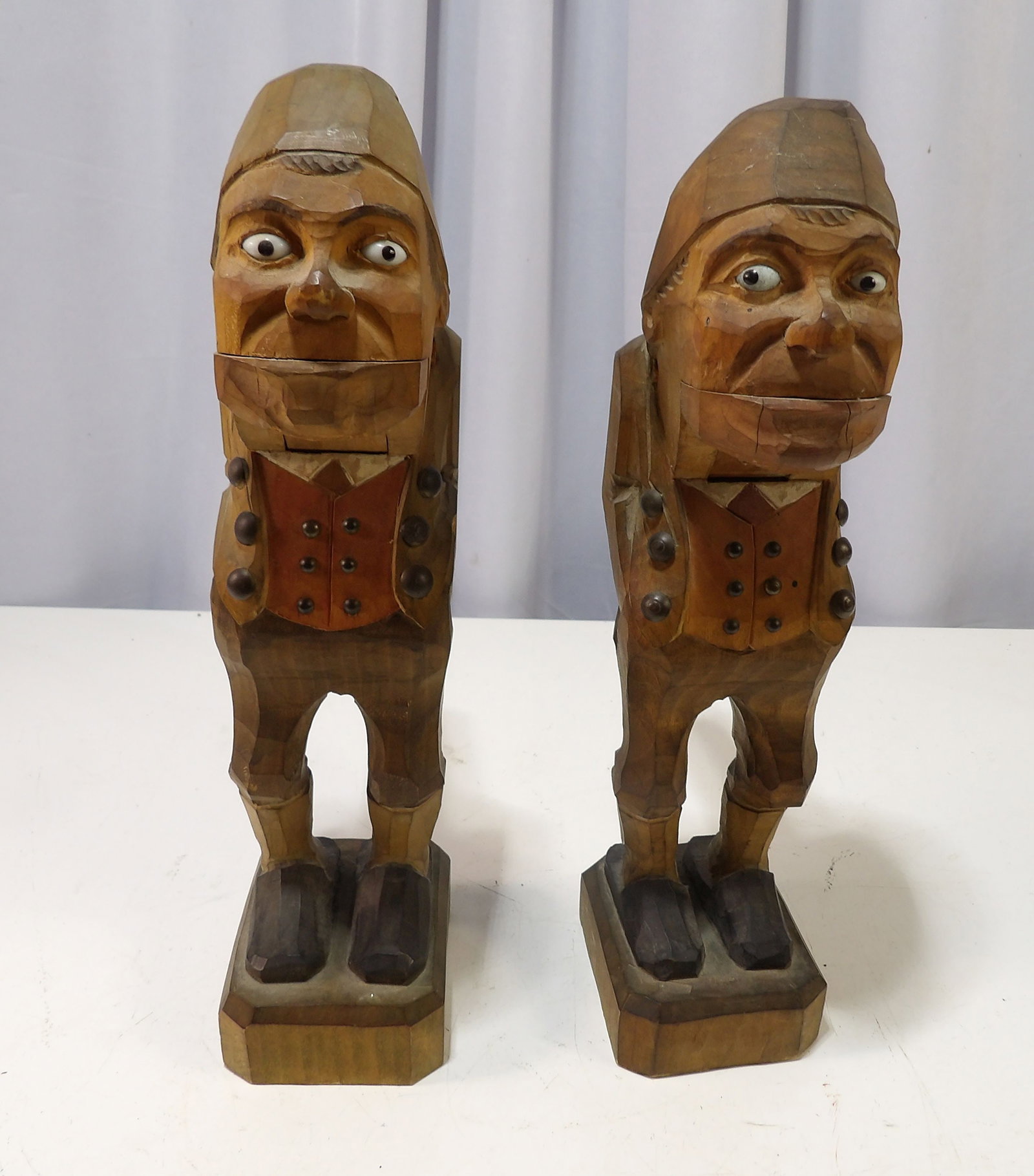 2 Vintage Wooden German Folk Art Nutcrackers (1 of 6)
