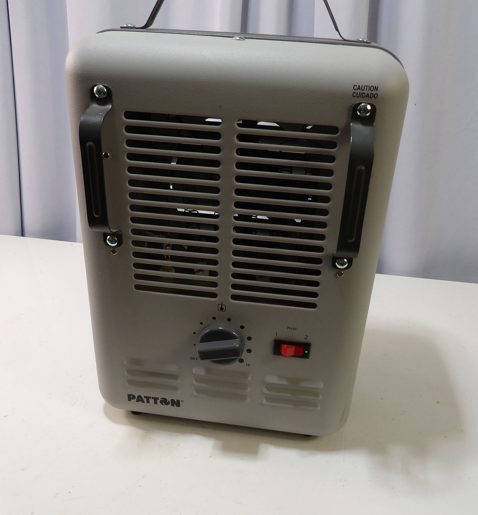 Patton PUH 680-N-U Electric Heater with Fan and Thermostat: Patton PUH 680-N-U Electric Heater with Fan and Thermostat. Never Used. All measurements approximate. Please see photos for condition and details. Selling as is from 04281.