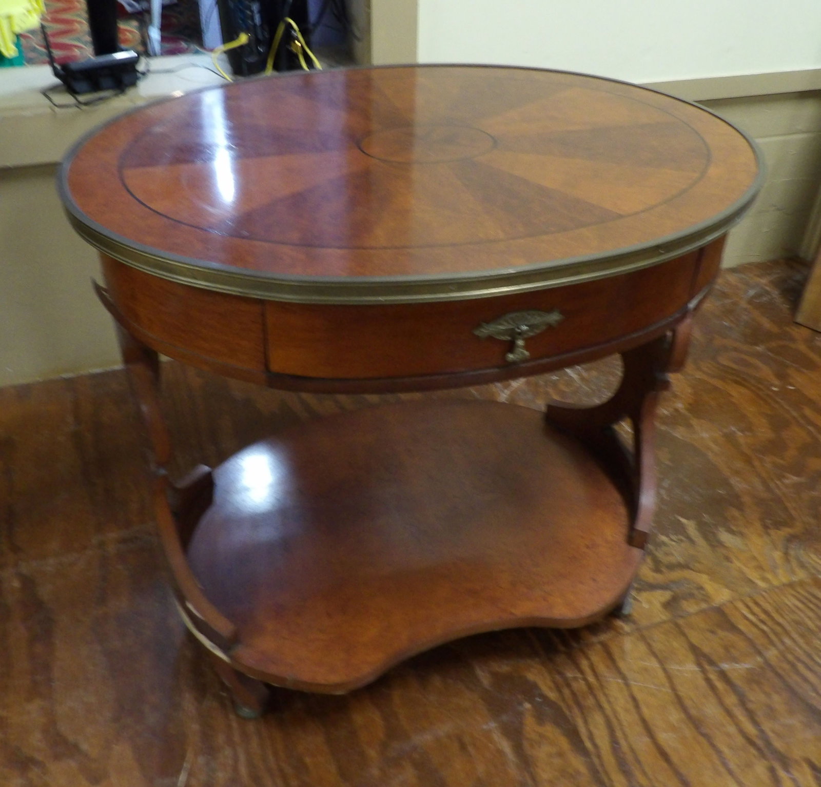 Vintage Federal Round End Table, John Widdicomb Company: Vintage Federal Round End Table with Inlaid Wooden Top and Drawer. ( Has minor damage). Made by John Widdicomb Company. All measurements approximate. Please see photos for condition and details.