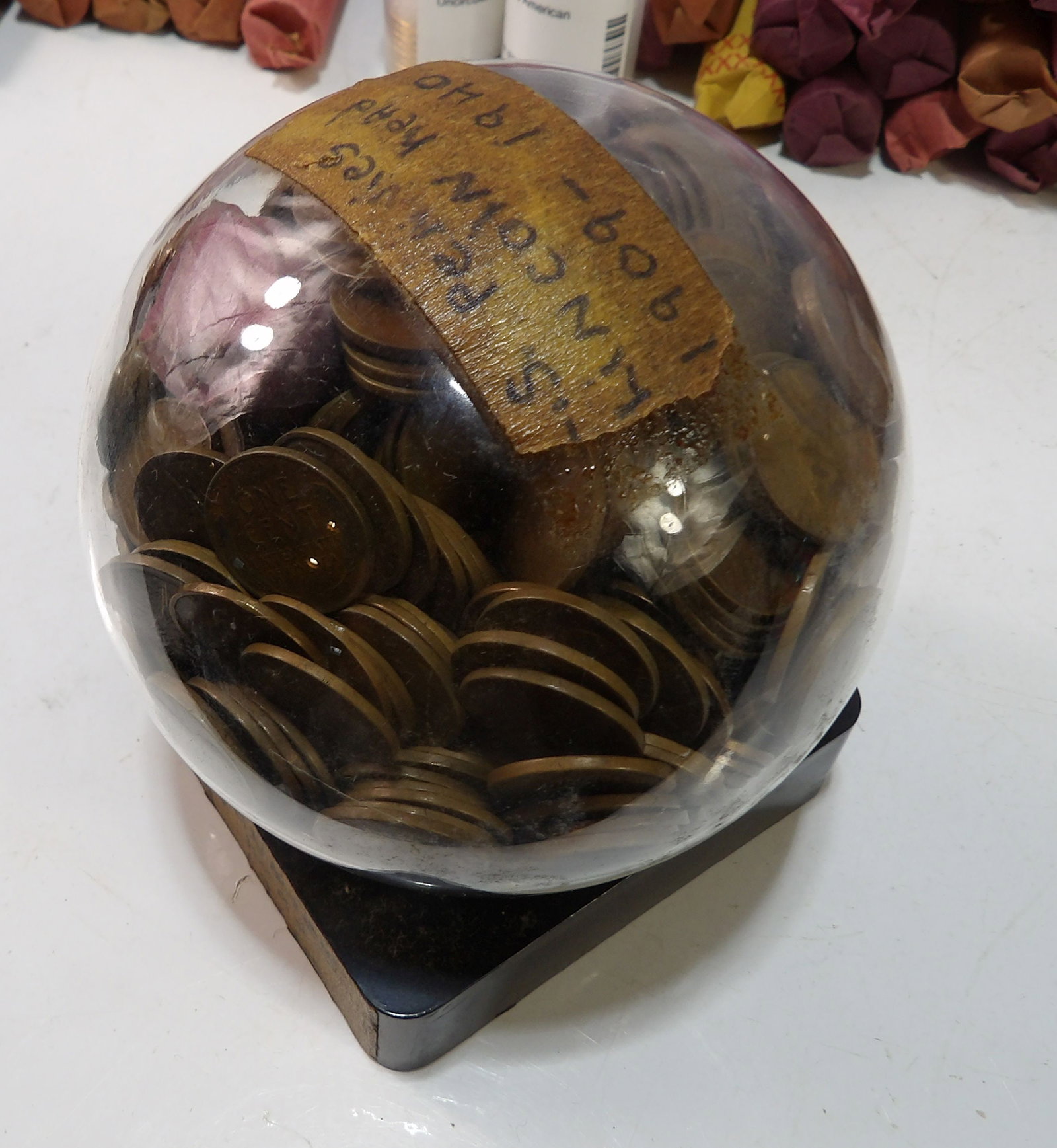 Large Bank Full of Early Wheat Pennies: Large Bank Full of Early Wheat Pennies. All measurements approximate. Please see photos for condition and details. Selling as is from 04281.