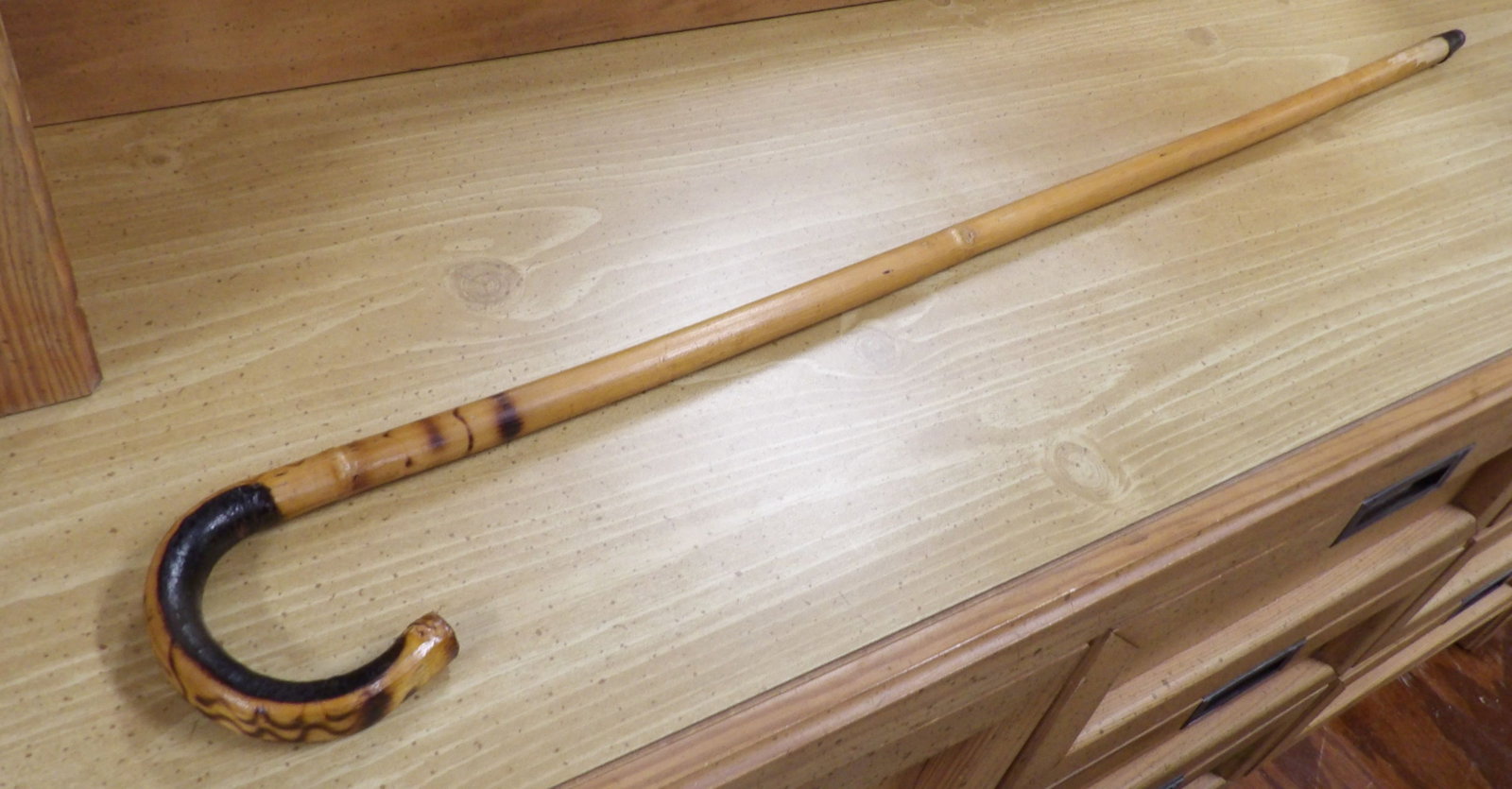 Vintage Walking Stick: Vintage Bamboo Walking Stick. All measurements approximate. Please see photos for condition and details. Selling as is from 04281.