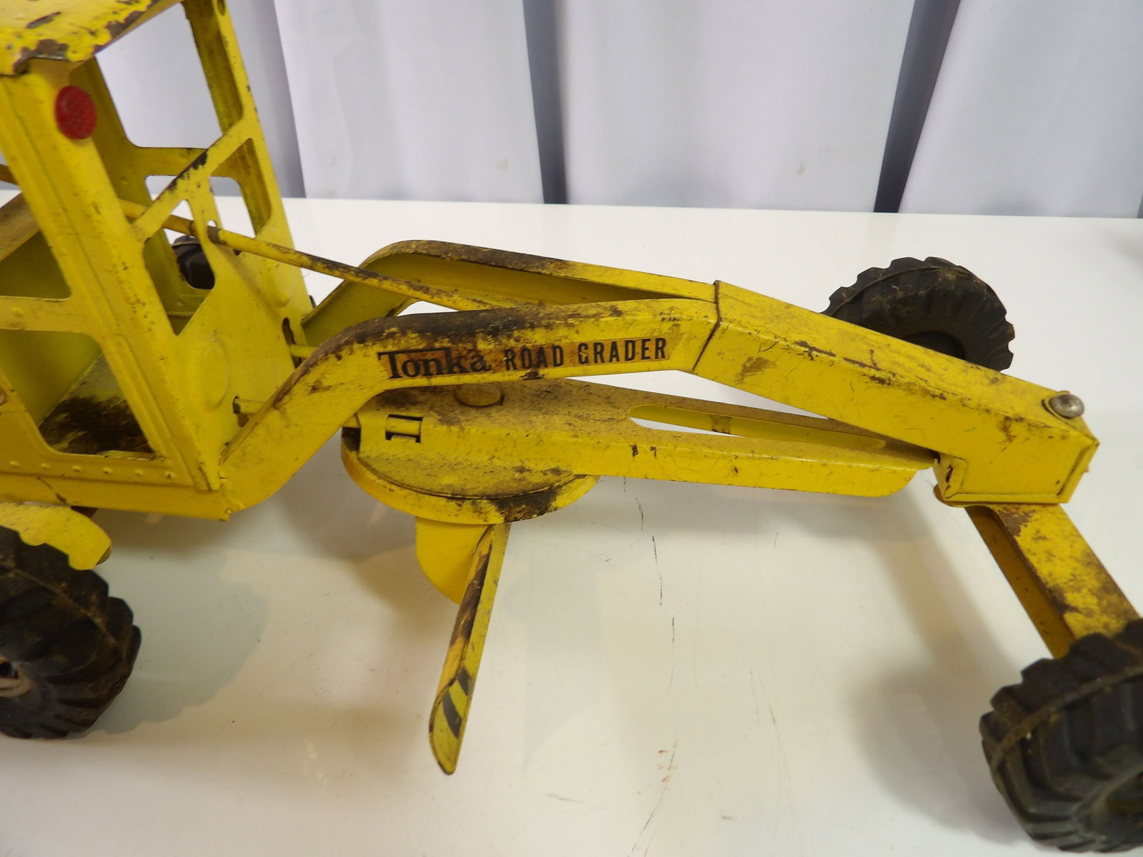 Tonka Road Grader - 3