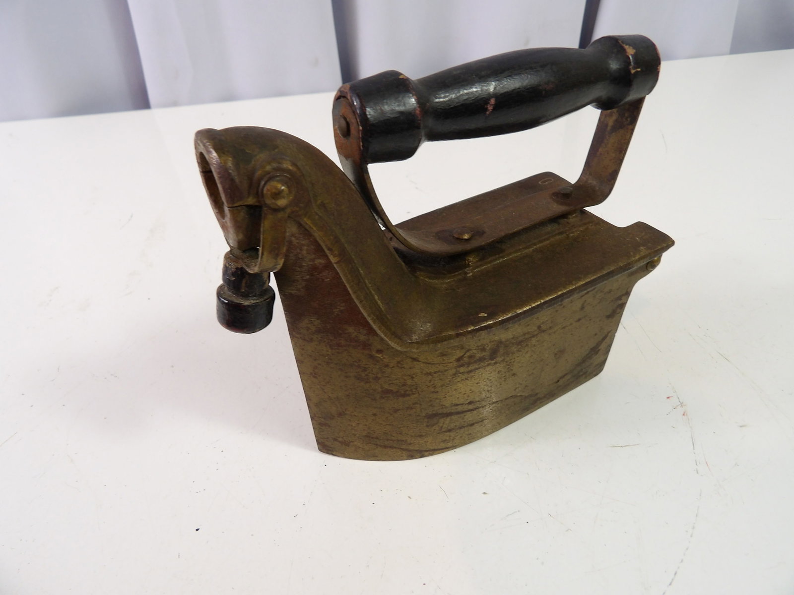 Brass Coal Sad Iron (1 of 4)