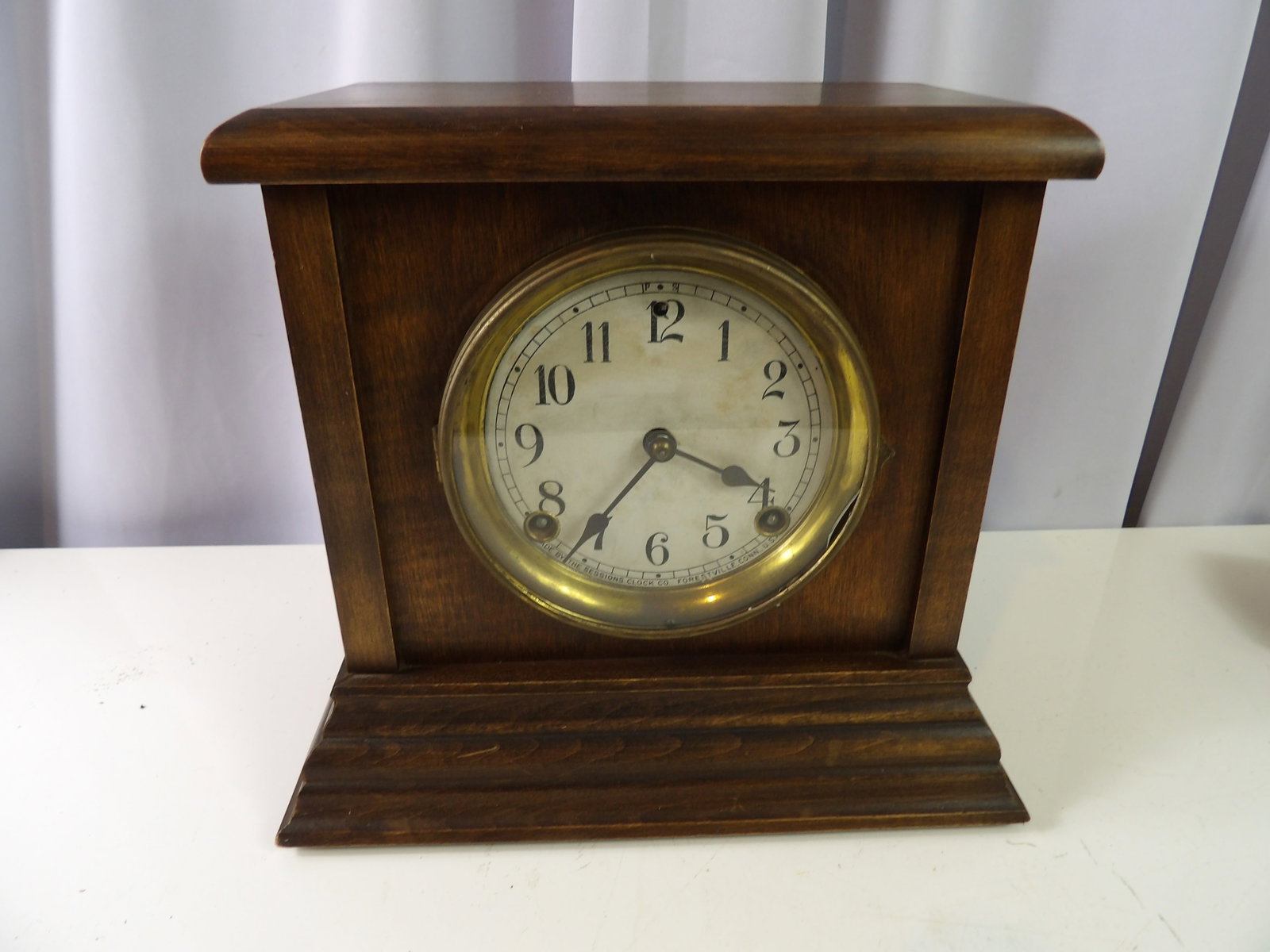Vintage Sessions Wood Mantel Clock (1 of 4)