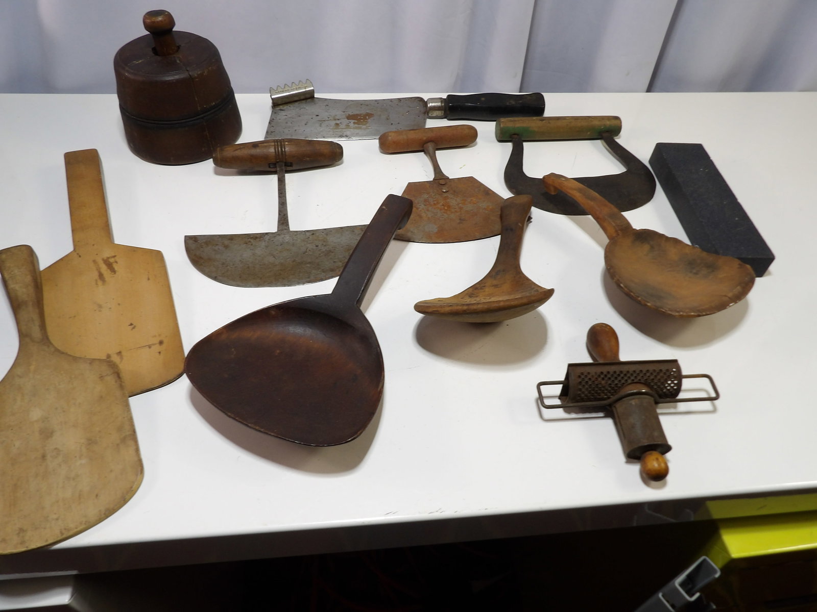 Large Lot of Vintage Kitchen Utensils: Large Lot of Vintage Kitchen Utensils. Including Butter Molds, Choppers, Butter Paddles and Scoops. All measurements approximate. Please see photos for condition and details. Selling as is from 04281.