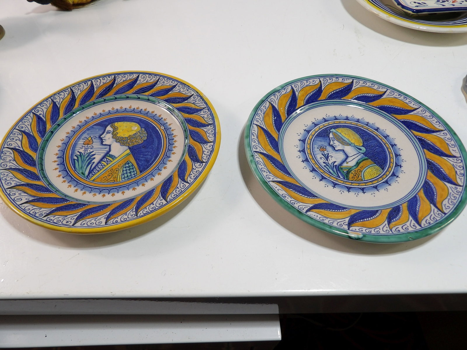 Pair of Deruta Pottery Plates with Renaissance Style Portraits (1 of 4)