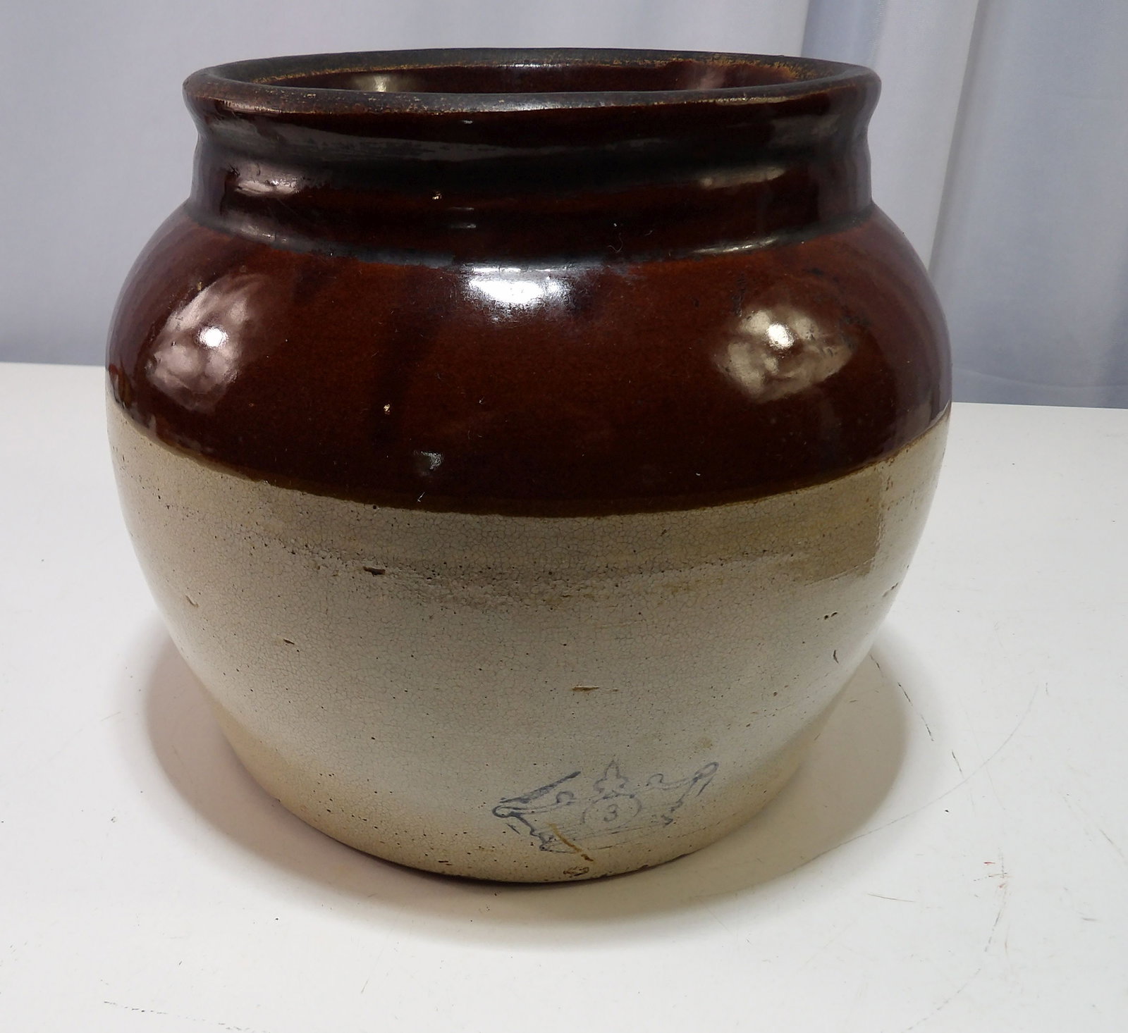 Two Tone Stoneware Crock #3: Vintage Two Tone Stoneware Crock #3. No Lid. All measurements approximate. Please see photos for condition and details. Selling as is from 04281.