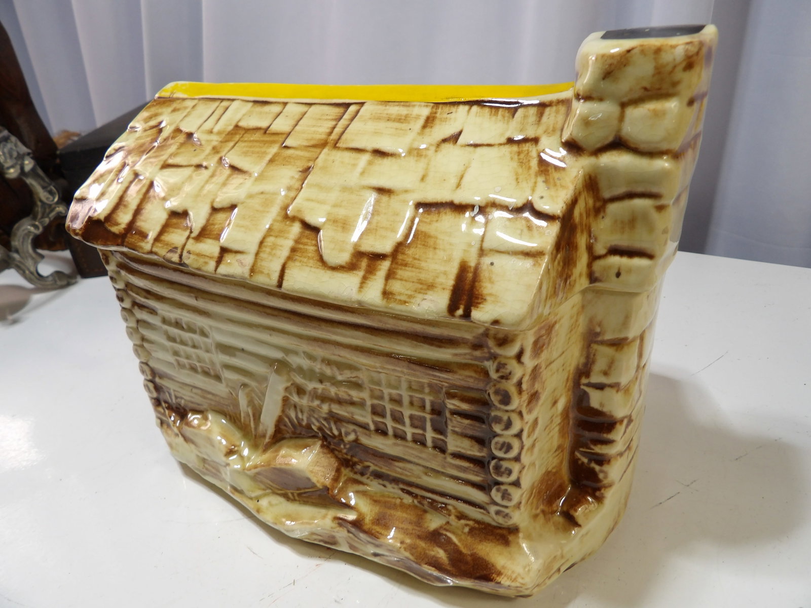 McCoy Log Cabin Cookie Jar - 2