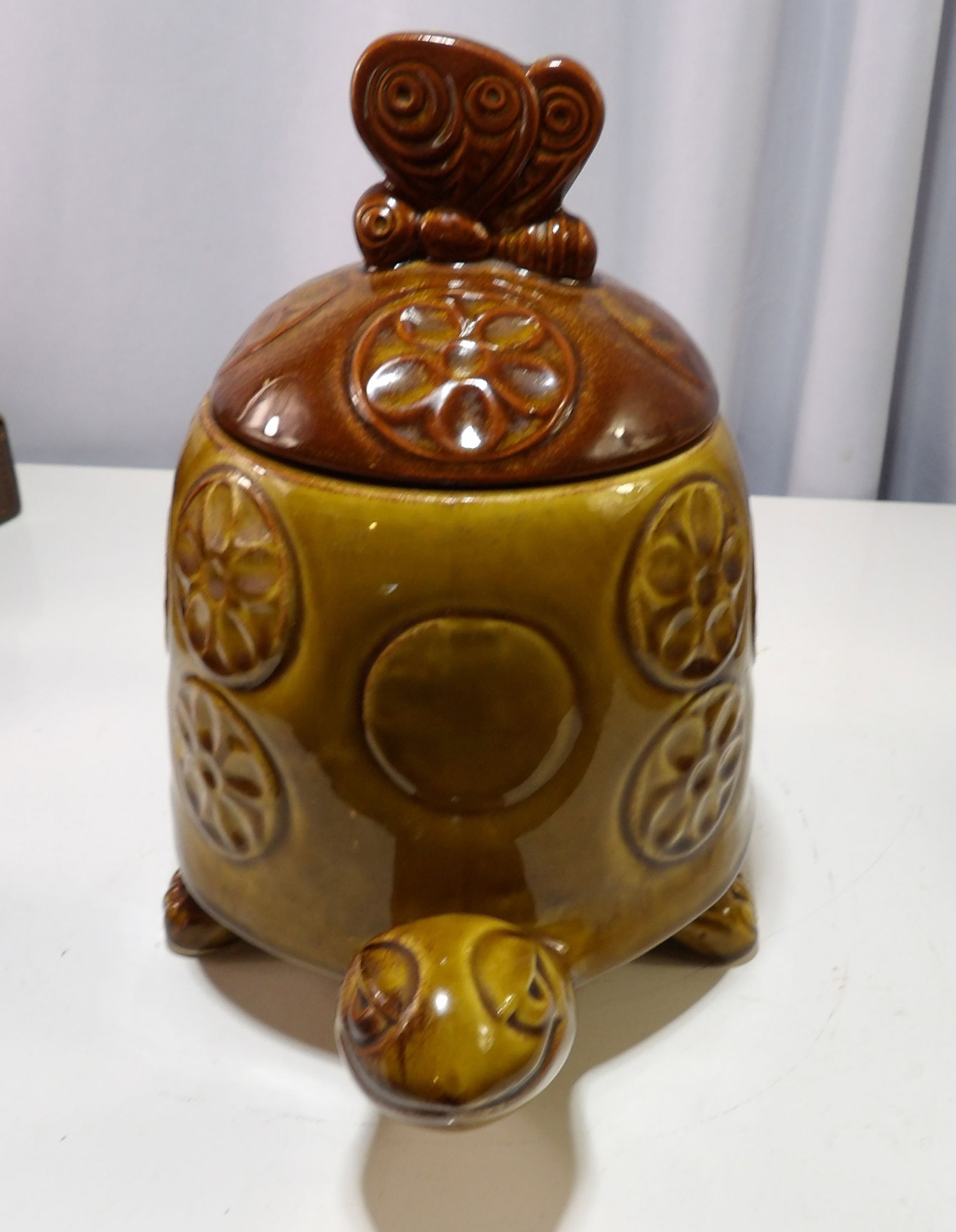McCoy Tommy Tortoise Turtle Cookie Jar (1 of 4)