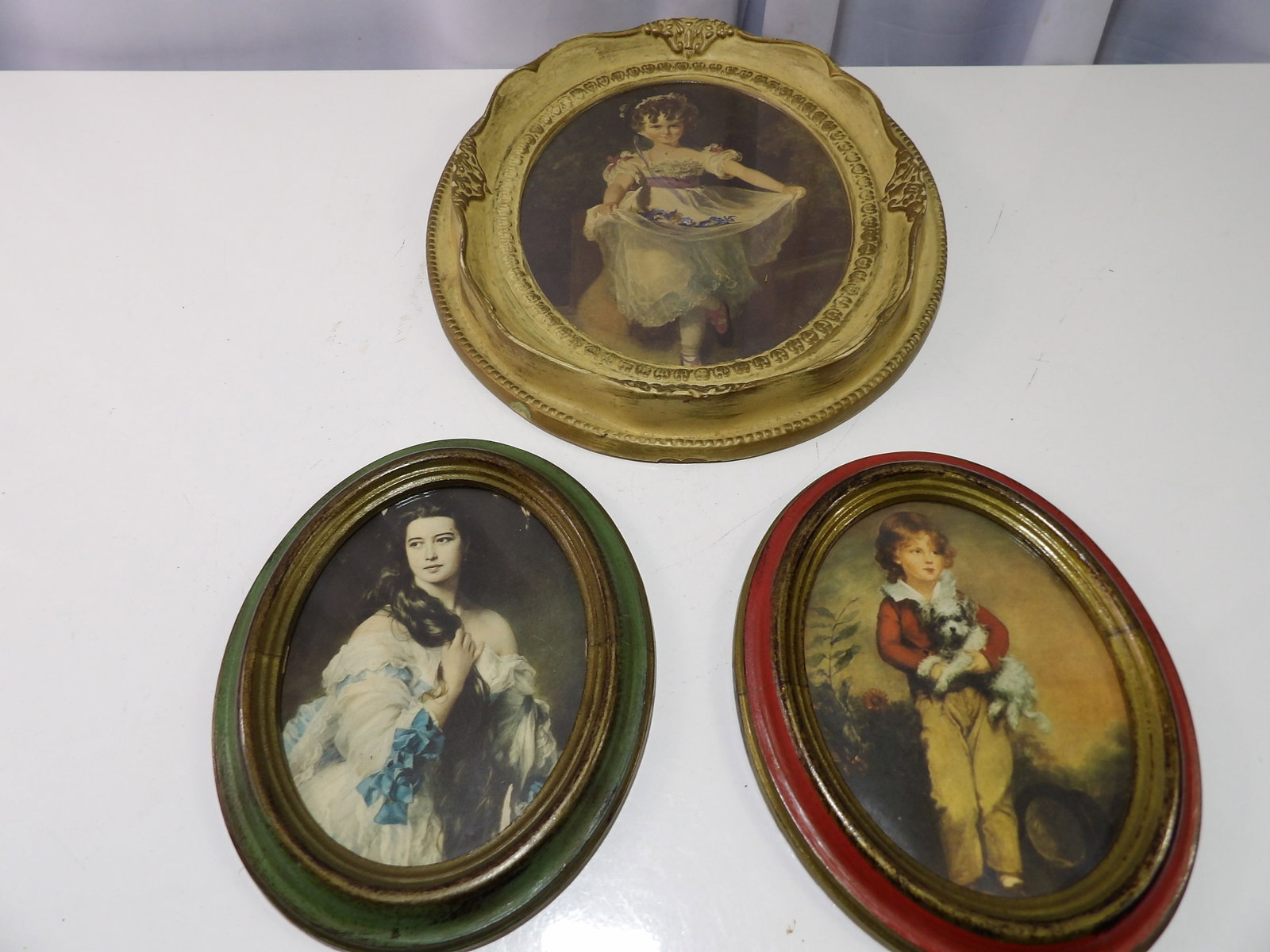 Set of 3 Framed Decorative Prints of Women and Children: Set of 3 Vintage Framed Decorative Prints featuring Women and Children. All measurements approximate. Please see photos for condition and details. Selling as is from 04281.