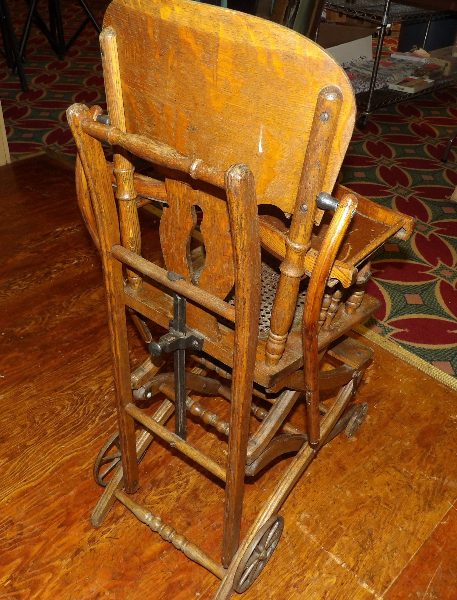 Oak High Chair with Convertible Stroller Function - 7