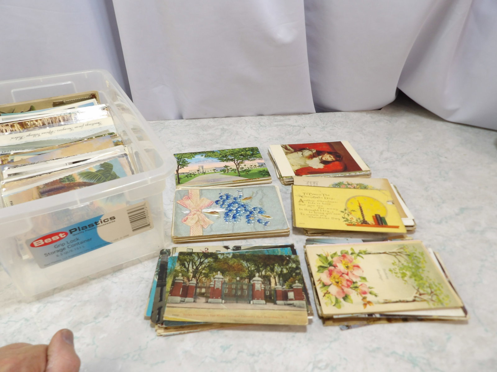 Large Collection of Post Cards: Large Collection of Vintage Post Cards. All measurements approximate. Please see photos for condition and details. Selling as is from 04281.