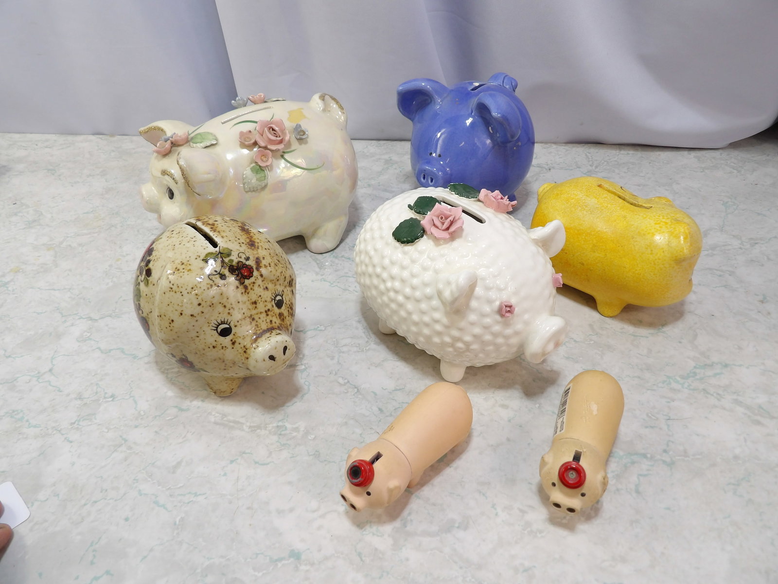 Collection of 5 Piggy Banks: Collection of 5 Vintage Piggy Banks. Along with LiveShip (handled by LiveAuctioneers), we also can have a local shipper package and ship your purchases. Just choose buyer arranges shipping on your