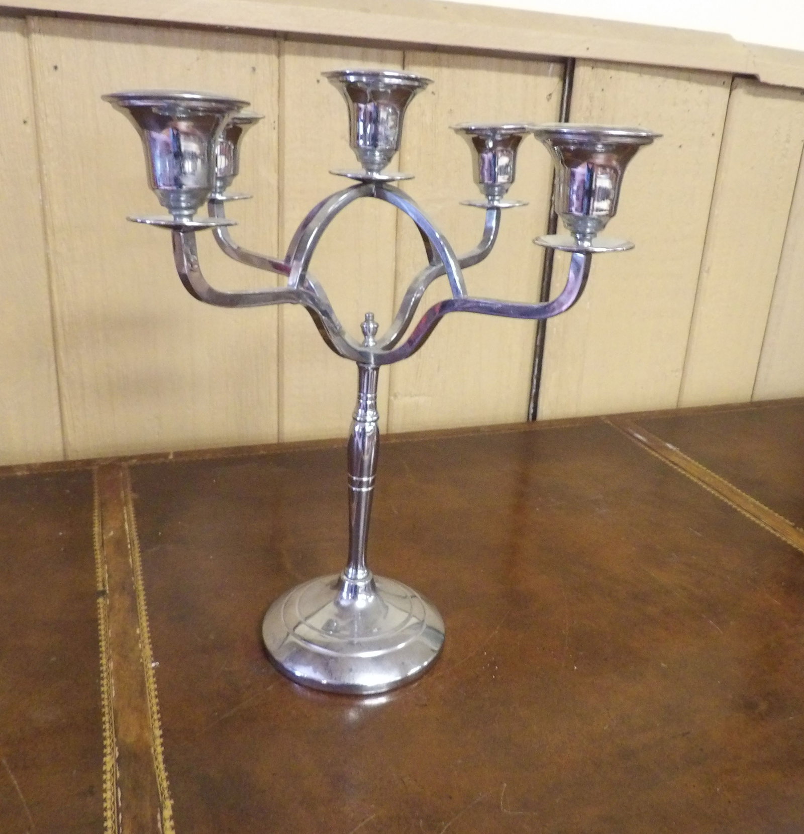 Art Deco Chromium Plated Candelabra: Vintage Art Deco Chromium Plated 5-Light Candelabra. Along with LiveShip (handled by LiveAuctioneers), we also can have a local shipper package and ship your purchases. Just choose buyer arranges