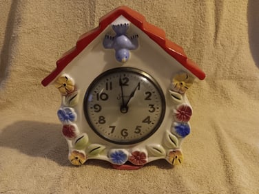 Old Vintage Ceramic Bird House 8 1/2" Tall Wall Clock By Sessions 1936 Not Working No Cord