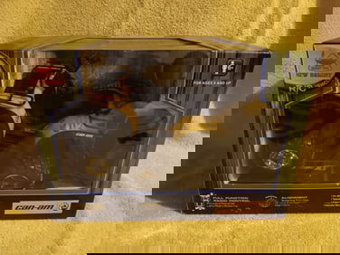 Quality Toys Remonte Control Full Functional Radio Control Cam-am Unopened 2008