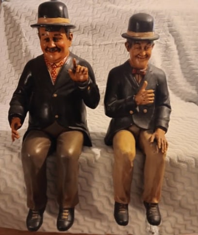 Old Vintage Laurel & Hard Sitting Plaster Of Paris Statues 25 3/4" Tall 1980s "I Do In-House Shippin (1 of 20)