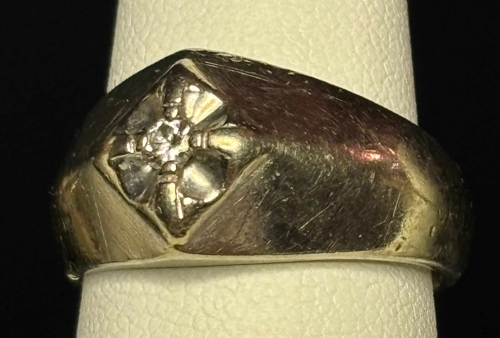 Gold and Diamond Ring