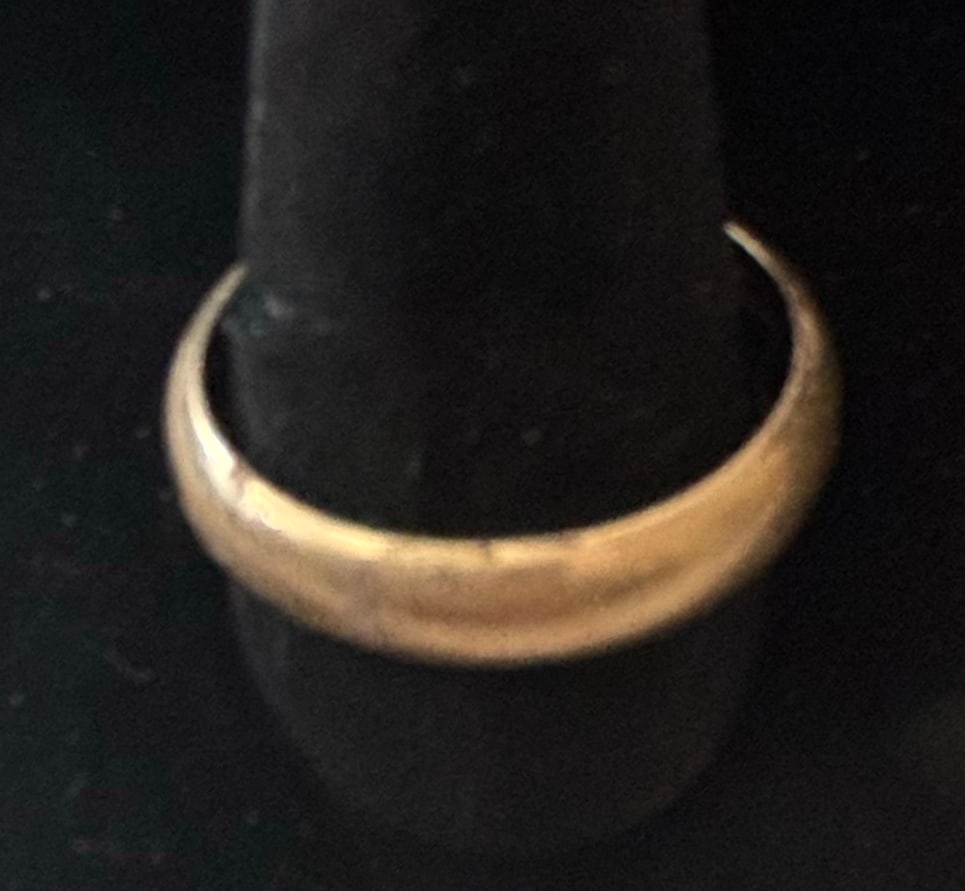 14K Yellow Gold Wedding Band (1 of 3)