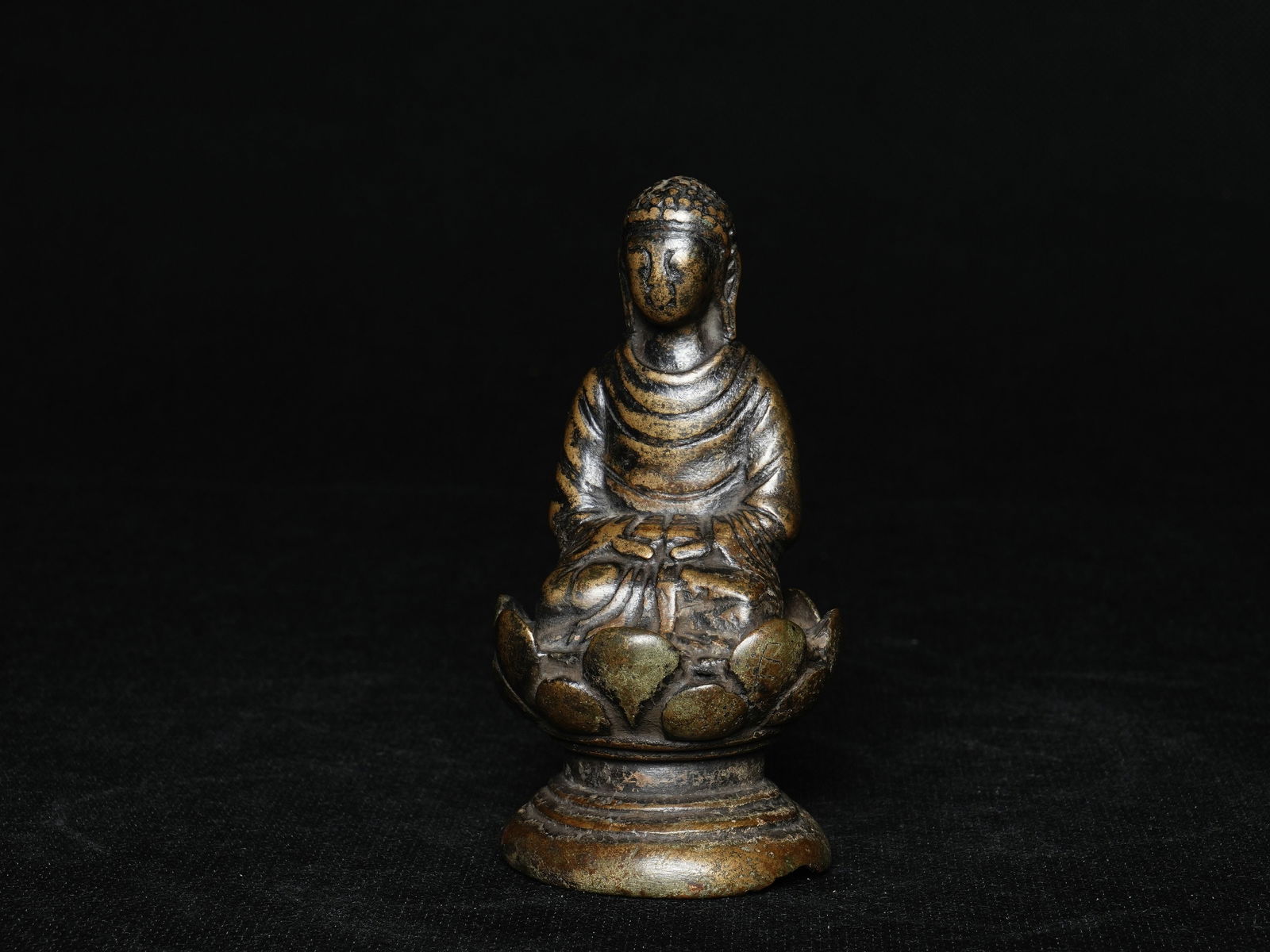 Liao Dynasty Bronze Statue of Amitayus Buddha in Seated Pose - 2