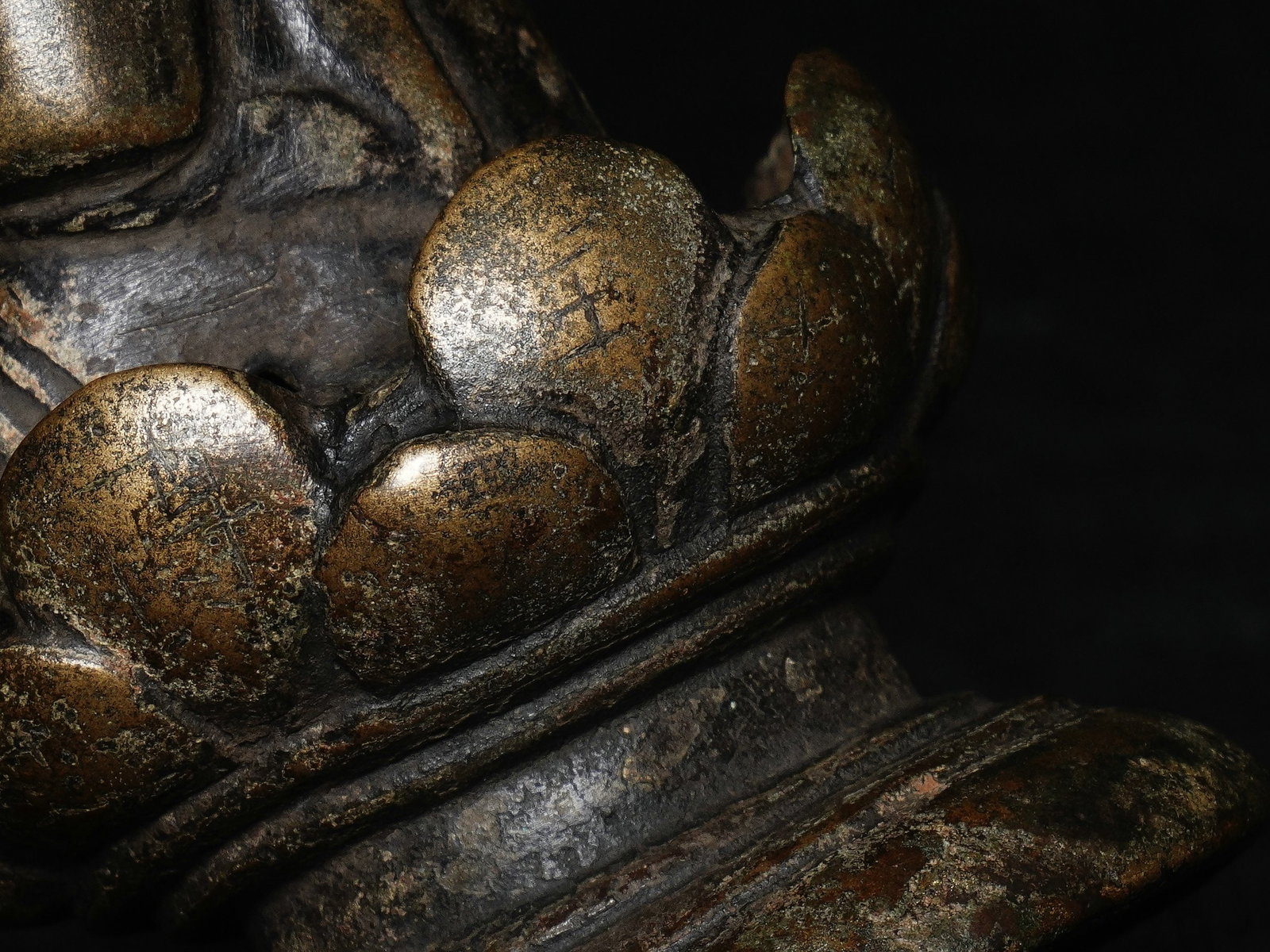 Liao Dynasty Bronze Statue of Amitayus Buddha in Seated Pose - 9