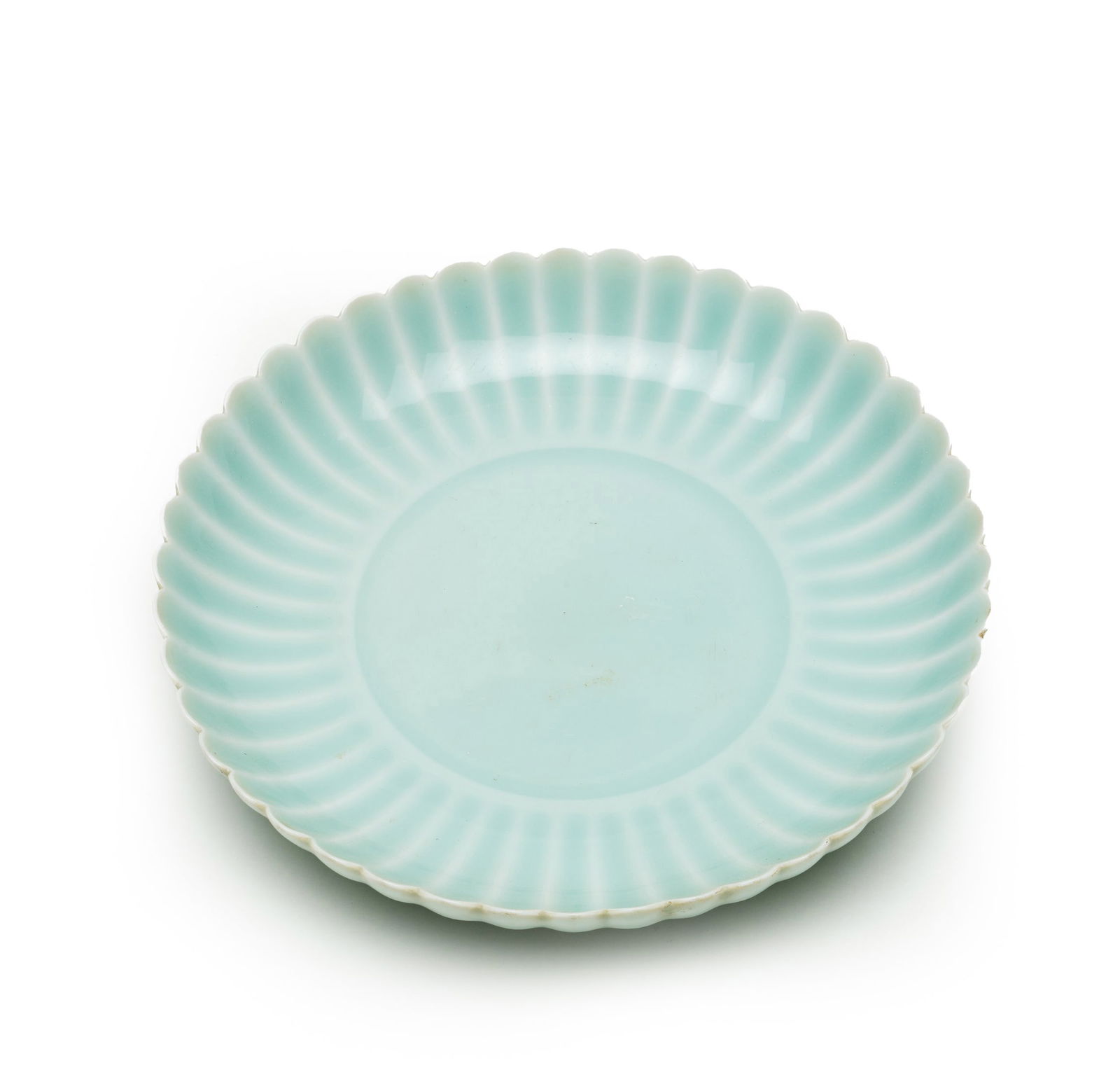 Qing Qianlong Period Fenqing-Glazed Plate with Chrysanthemum Petal Decoration: H:3.5cmW:17.5cm This is a Fenqing-glazed plate with chrysanthemum petal decoration from the Qianlong period of the Qing Dynasty, a fine monochrome-glazed work of the Qing imperial kiln. The plate