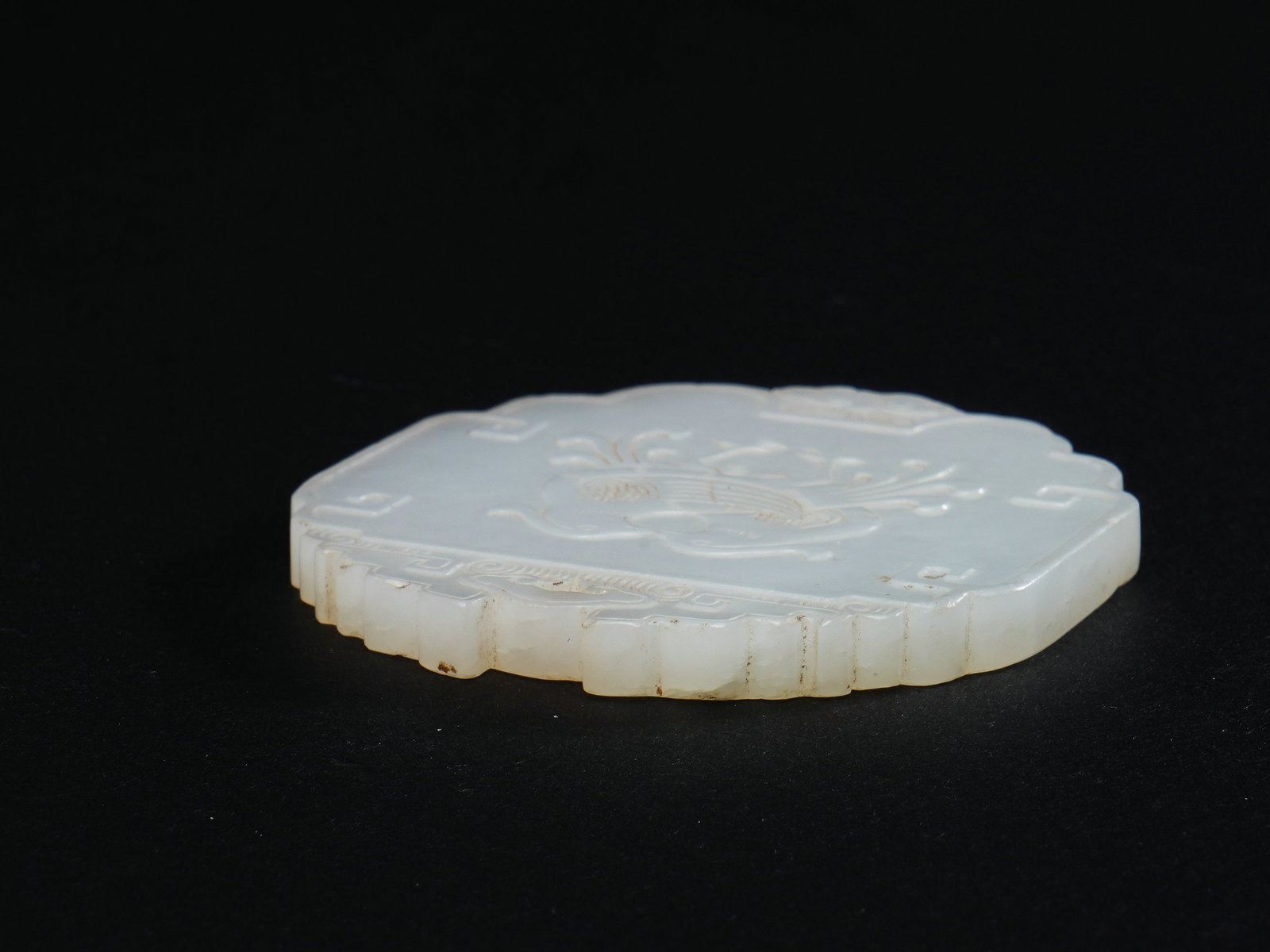 Qing Qianlong Period Hetian White Jade Plaque with Double Birds Holding Pearl Pattern - 6