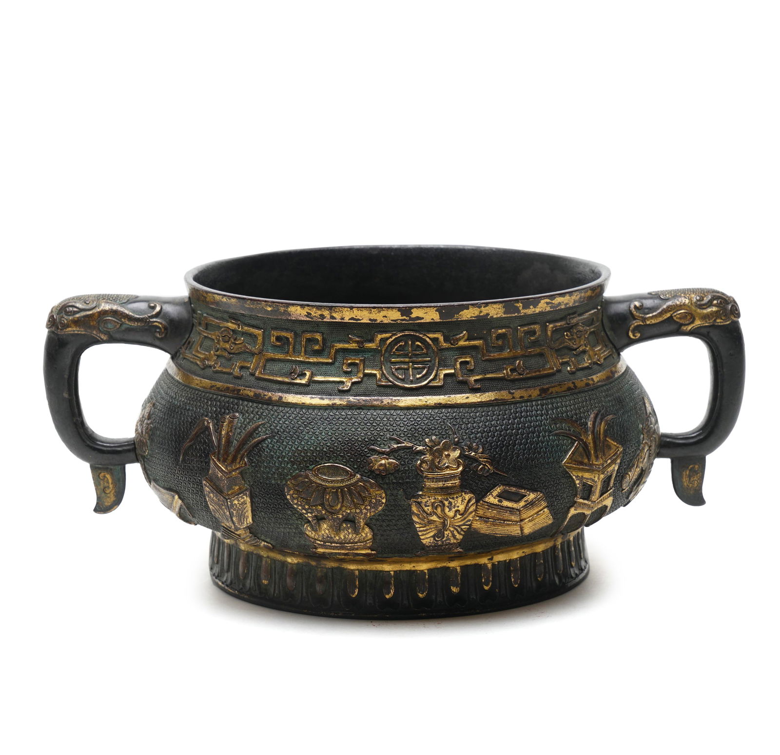 Qing Dynasty Bronze Censer with Gold-Inlaid Bogu Patterns Censer: H:9.5cm W:21cm This is a Qing Dynasty bronze censer with gold-inlaid decoration, cast from refined copper. The surface features gold-inlaid techniques: the base color is deep and antique, while the