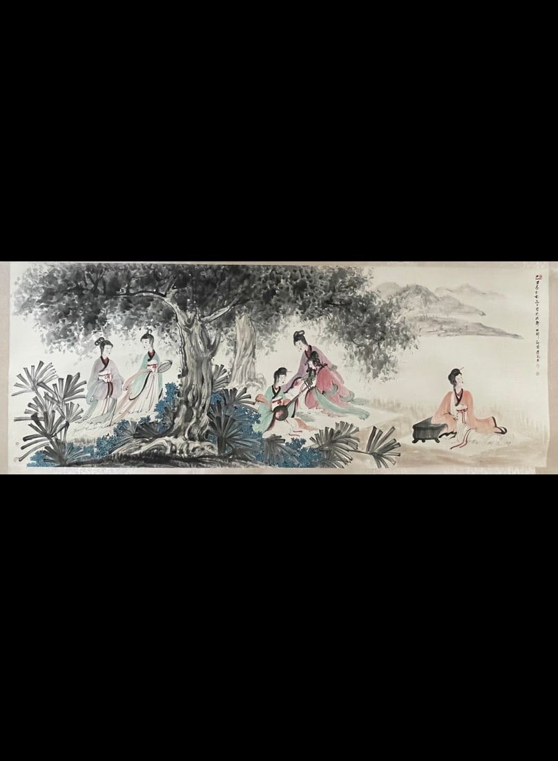 Fu Baoshi's 10-foot lens: Fu Baoshi's 10-foot lens Provenance:The Property of a Gentleman in Hampshire, United Kingdom, acquired in the 1997s. Our cooperative logistics services provider expertly handles both domestic and glob