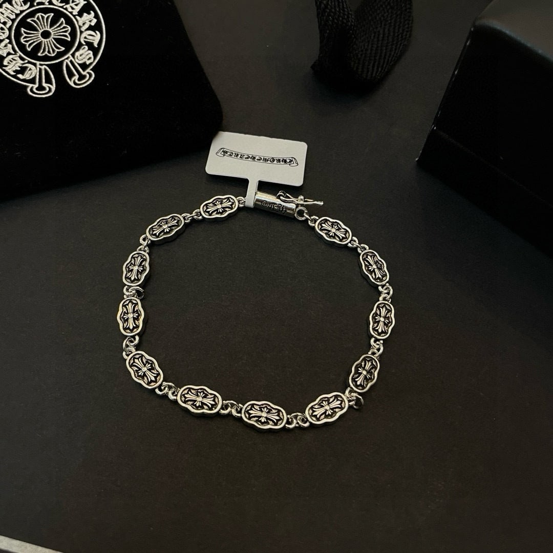 Chrome Hearts Bracelet: Chrome Hearts classic retro letter holder bracelet features embossed designs and various patterns, creating a unique style. The letter holder with the scout crest is Chrome Hearts' signature, ensuring