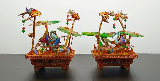 Welcome to follow our auction house! It is so excited to announce our long-prepared Collectibles & Arts auction which features a selection of Chinese porcelain, bronze, cloisonne, eaglewood , gold and silver, wood carvings, paintings and jade from both domestic and international private collectors. We offer in house shipping for all items, our cooperative logistics services provider expertly handles both domestic and global consolidated shipping arrangements.Bid now and explore artistry to make your collection more exciting.We accept wire transfer and credit or debit card payment. All payments shall be made in EUR, other currencies including USD GBP CHF CAD AUD etc. may be also accepted after contacting us in advance .Bid now and explore artistry to make your collection more exciting.