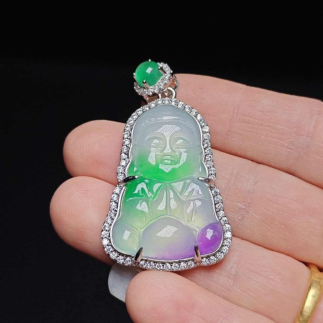 Jade Baby Buddha Pendant: Jade baby Buddha pendant, perfect condition, details as shown in the picture. Provenance:Private collection from a professor in Lomonosov Moscow State University. Our cooperative logistics services pr