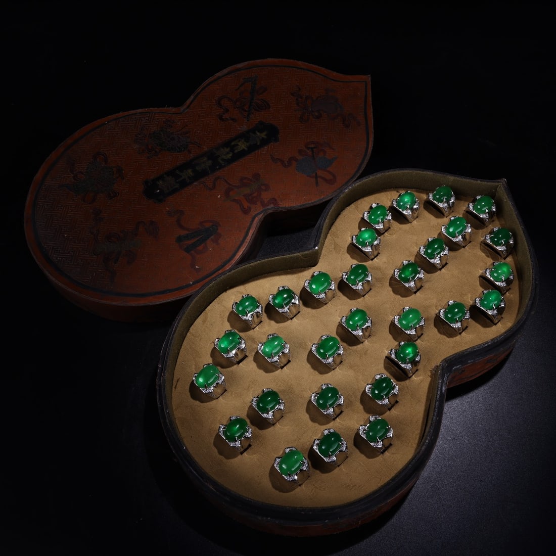 Rare antique collection, acquired during a trip to the countryside: a high-quality, icy imperial (1 of 9)