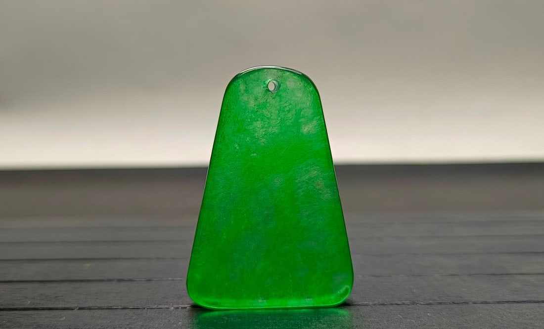 Top-grade dragon stone type imperial green jadeite peace and safety pendant (1 of 7)
