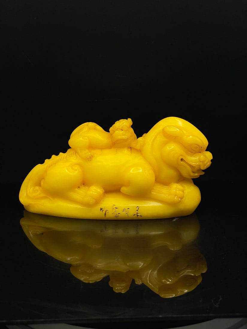 Shoushan stone Tianhuang grade Tianhuang stone ancient beast accompanying seal (1 of 9)