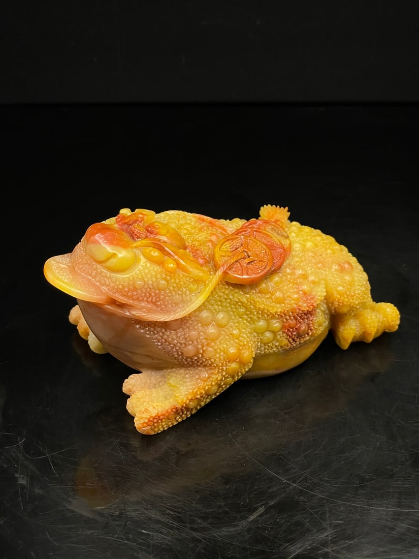 Shoushan stone Tianhuang grade Tianhuang stone cicada hand-held ornament (1 of 9)