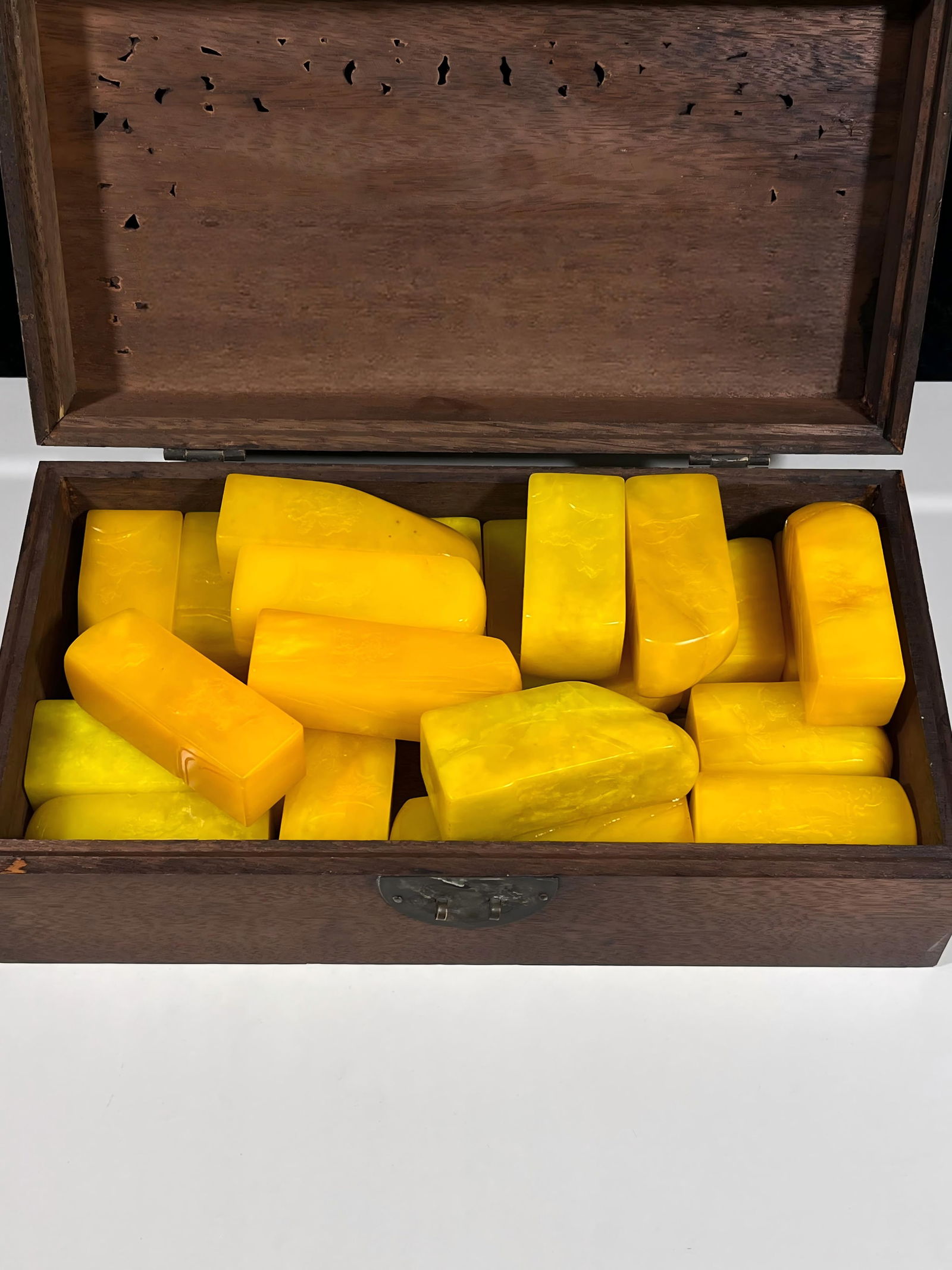 A box of Tianhuang stone seals (1 of 9)