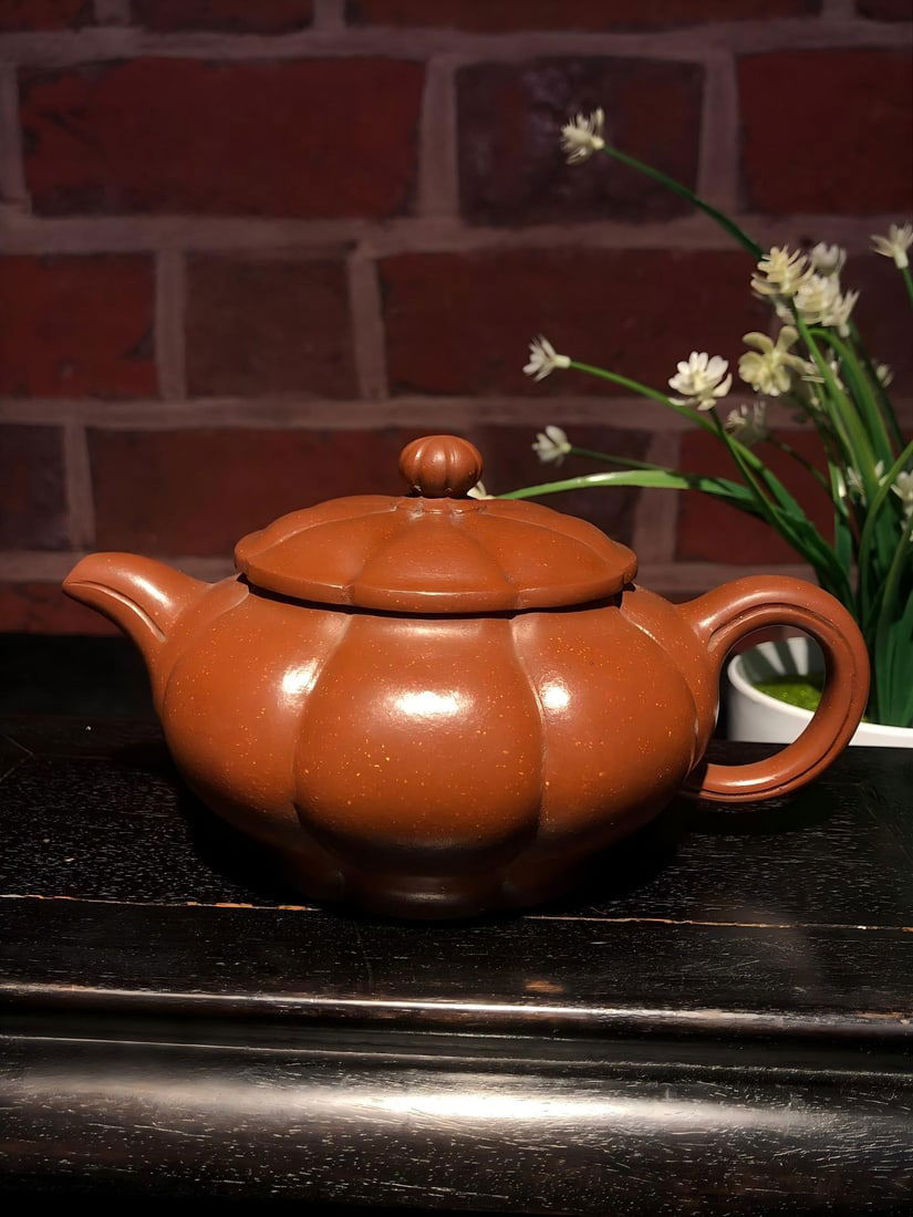 Shao Shunsheng's handmade exquisite purple clay teapot (1 of 9)