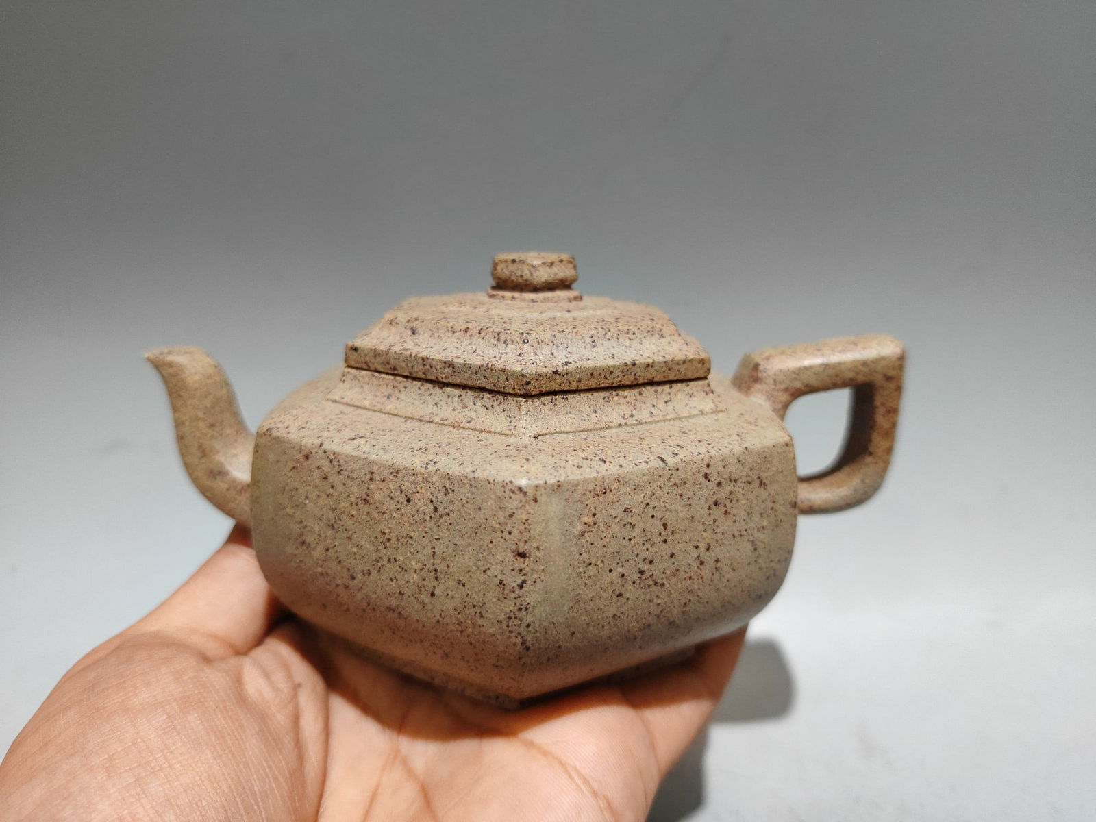 Name: Hexagonal Snow Flower Teapot (1 of 9)